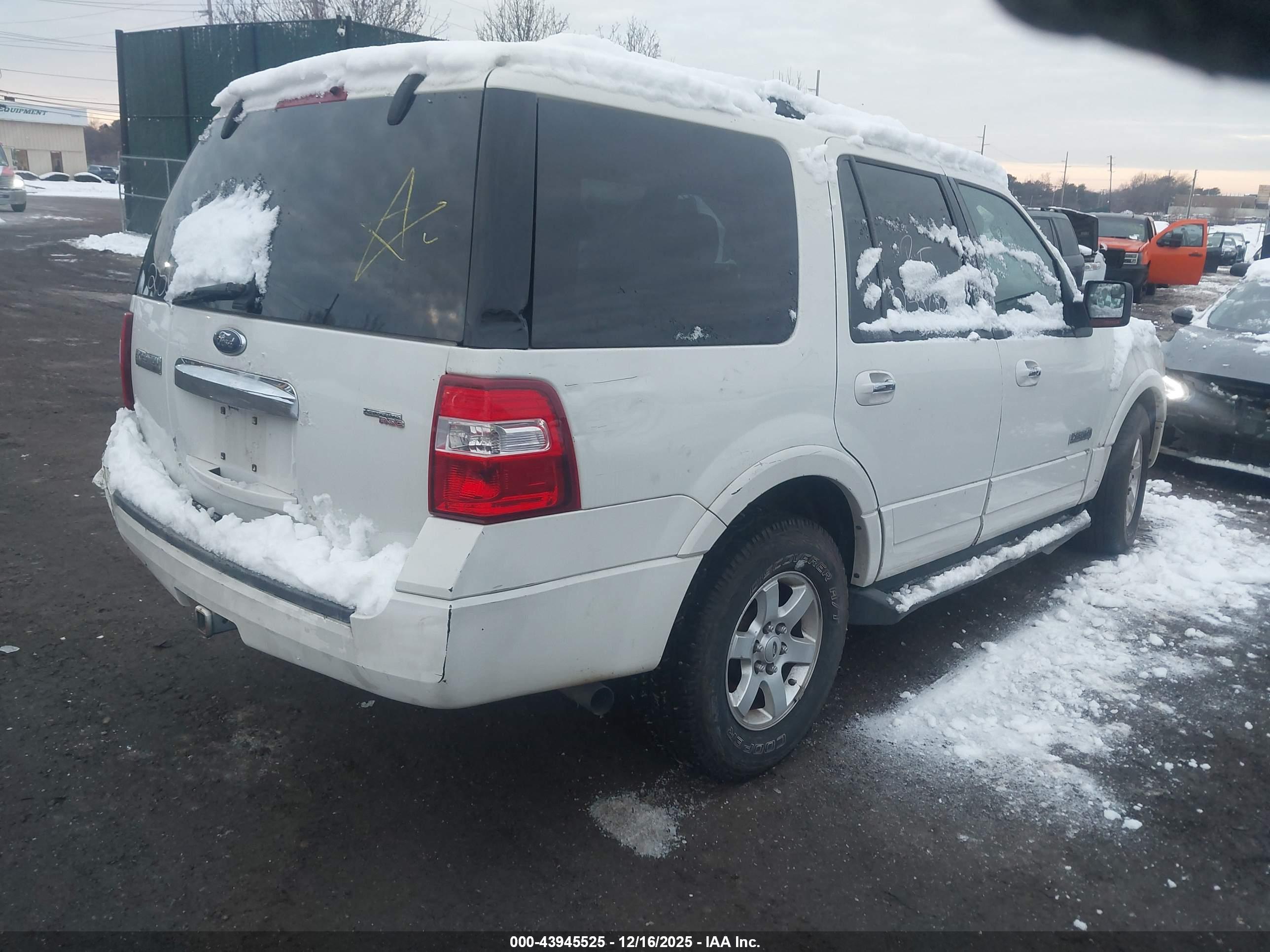 FORD EXPEDITION image 4