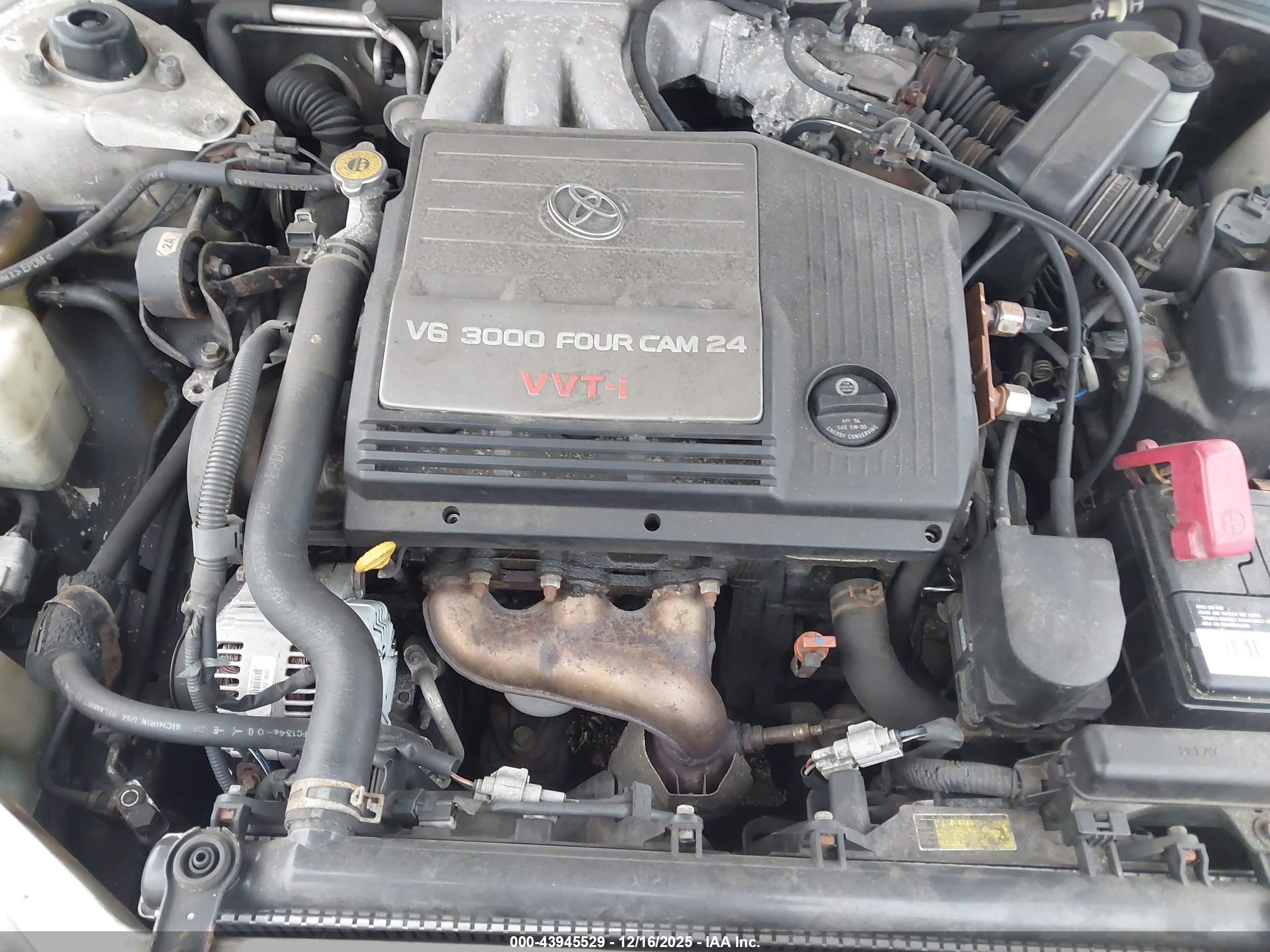 TOYOTA AVALON image 10