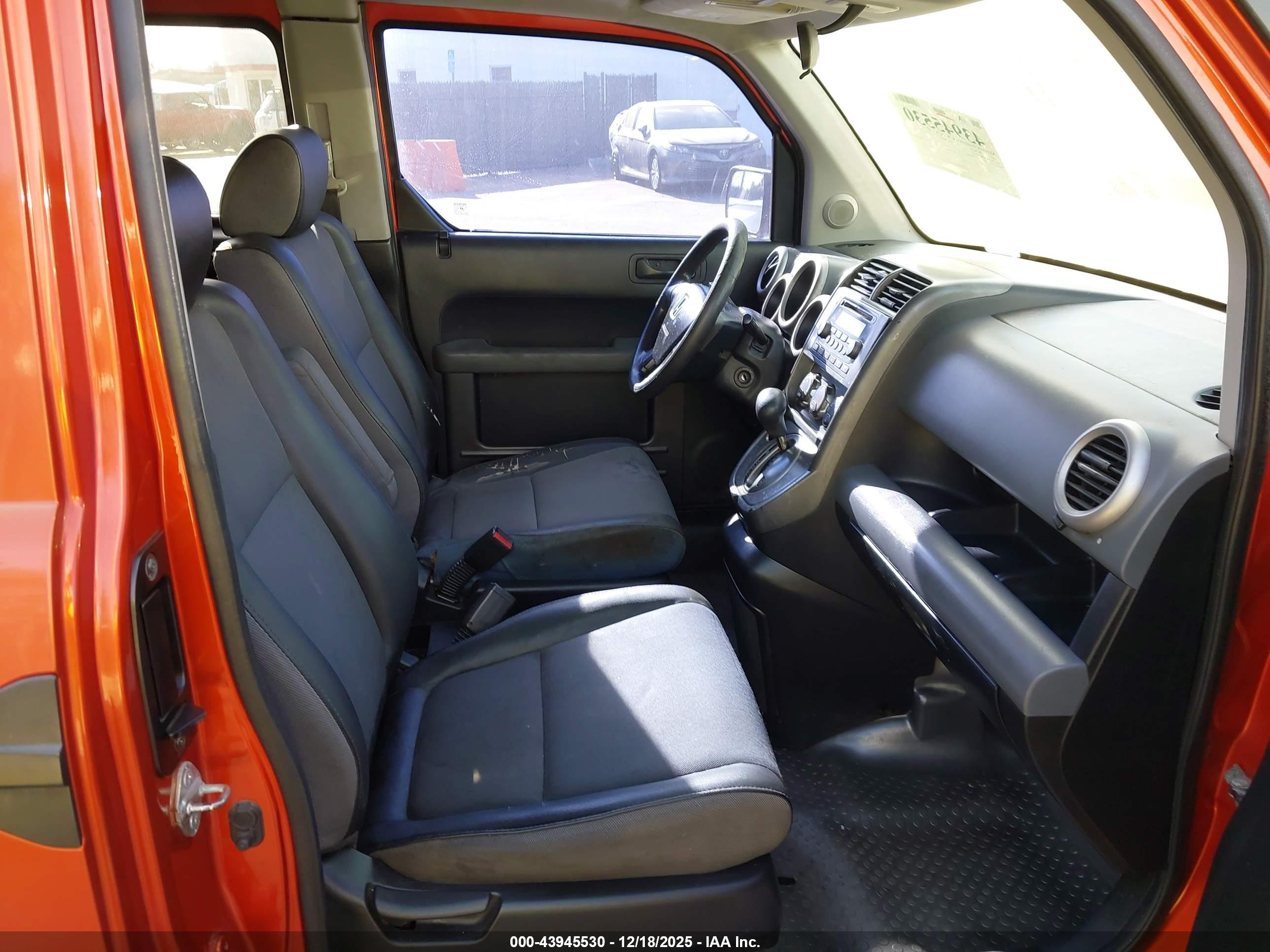 HONDA ELEMENT image 5