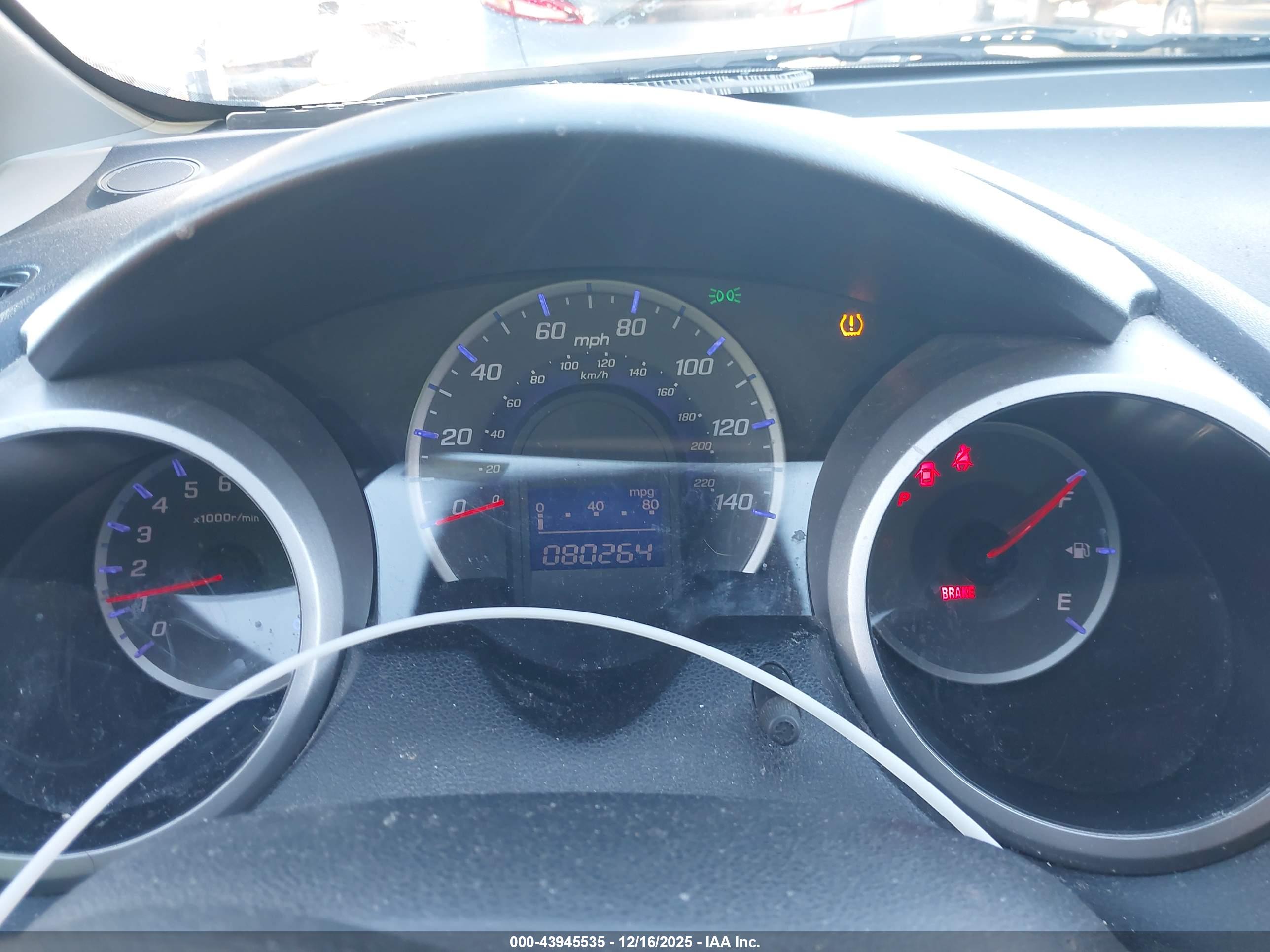 HONDA FIT image 7