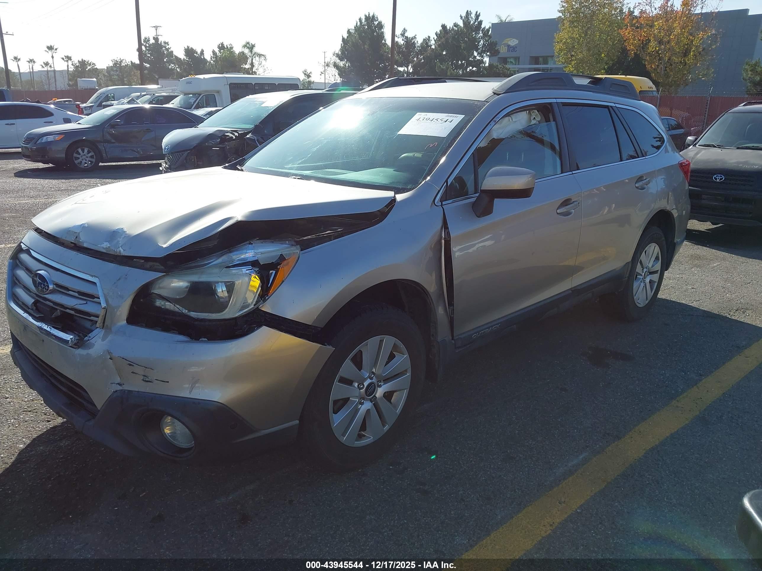 SUBARU OUTBACK image 2