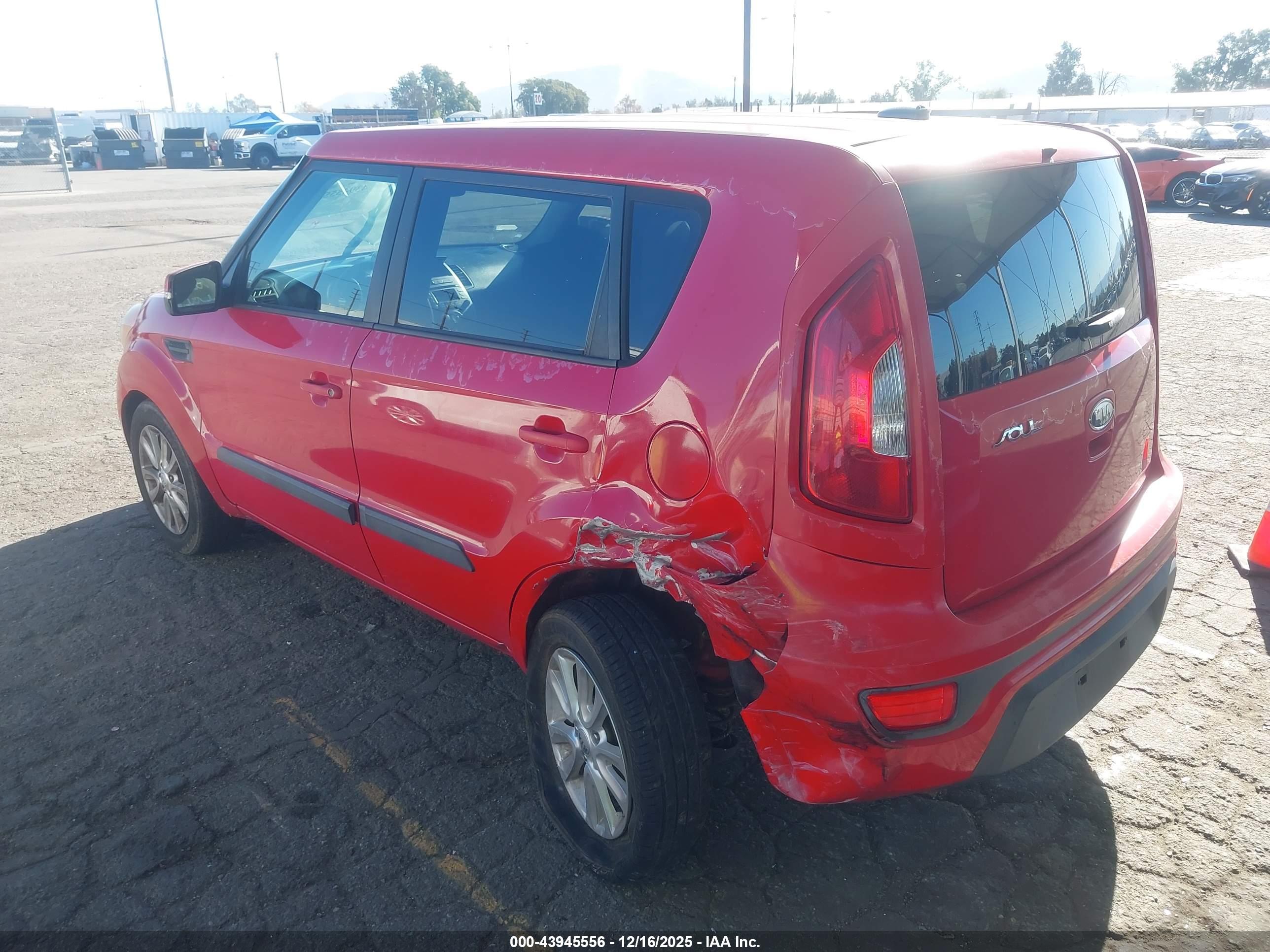 KIA SOUL image 3