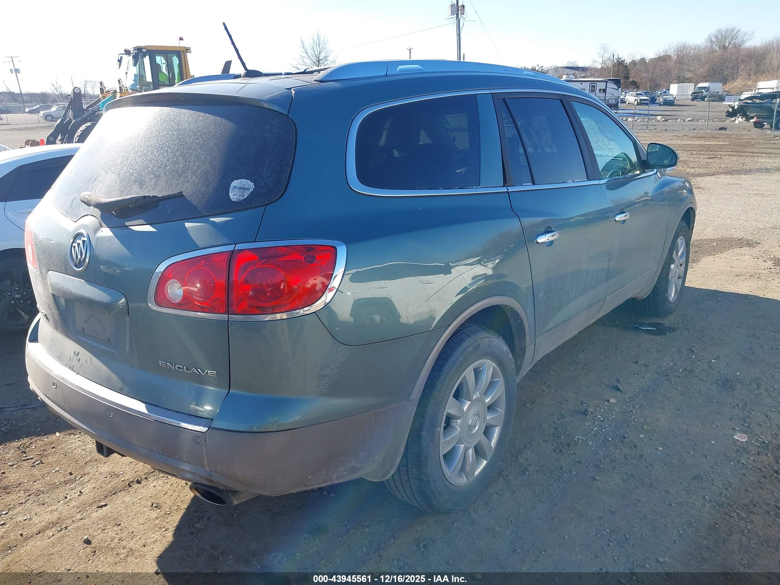 BUICK ENCLAVE image 4