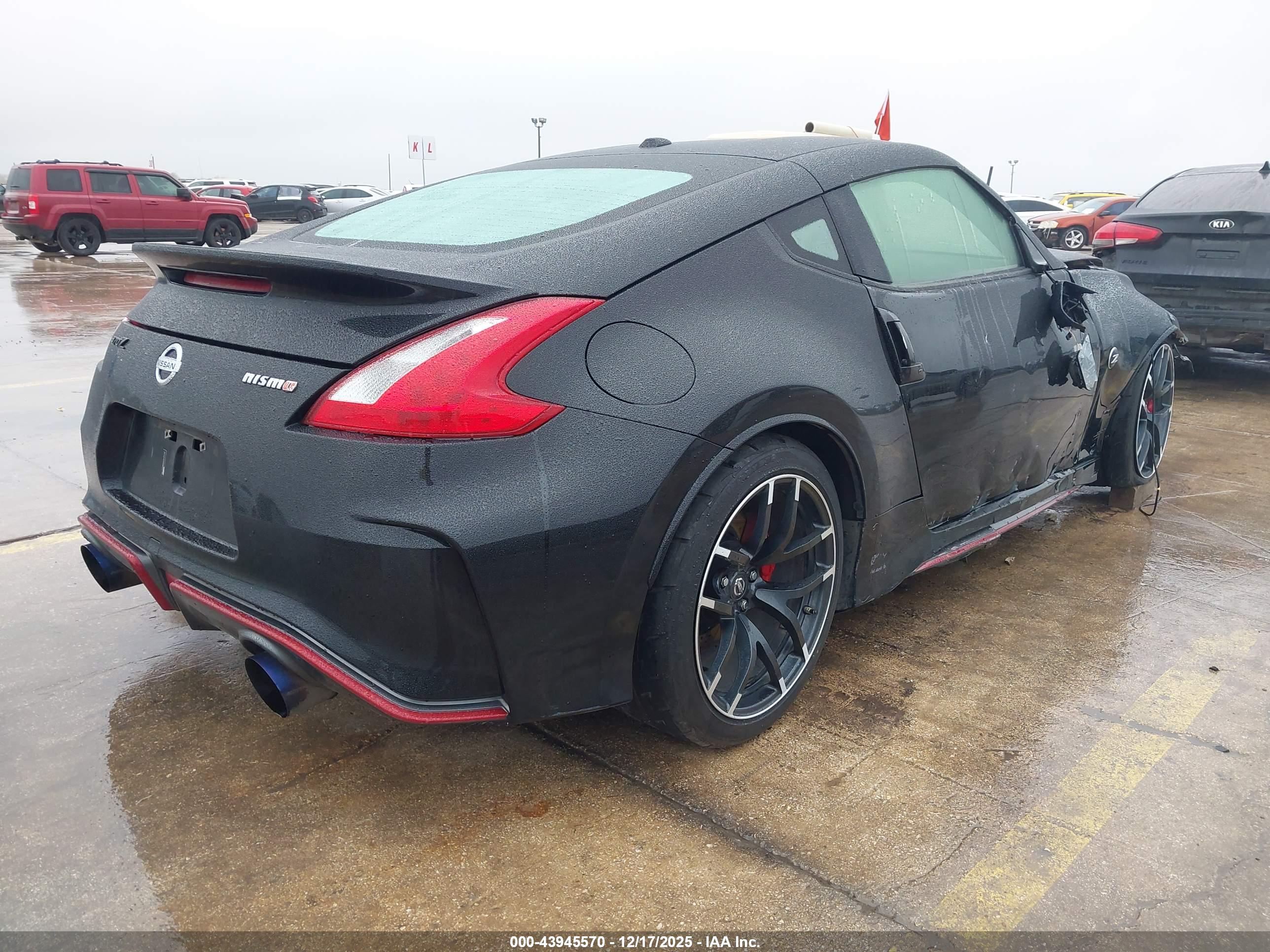 NISSAN 370Z image 4