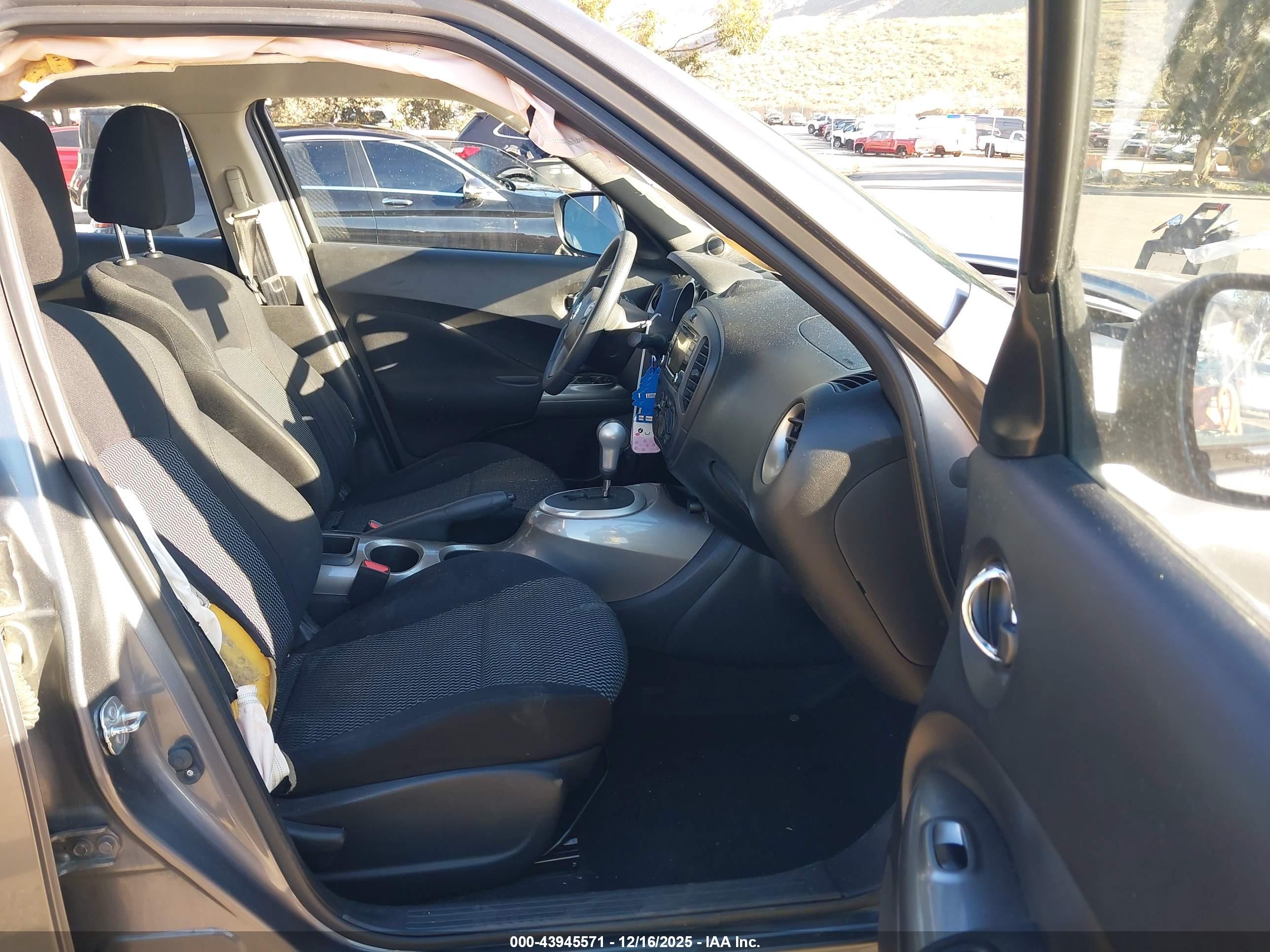 NISSAN JUKE image 5