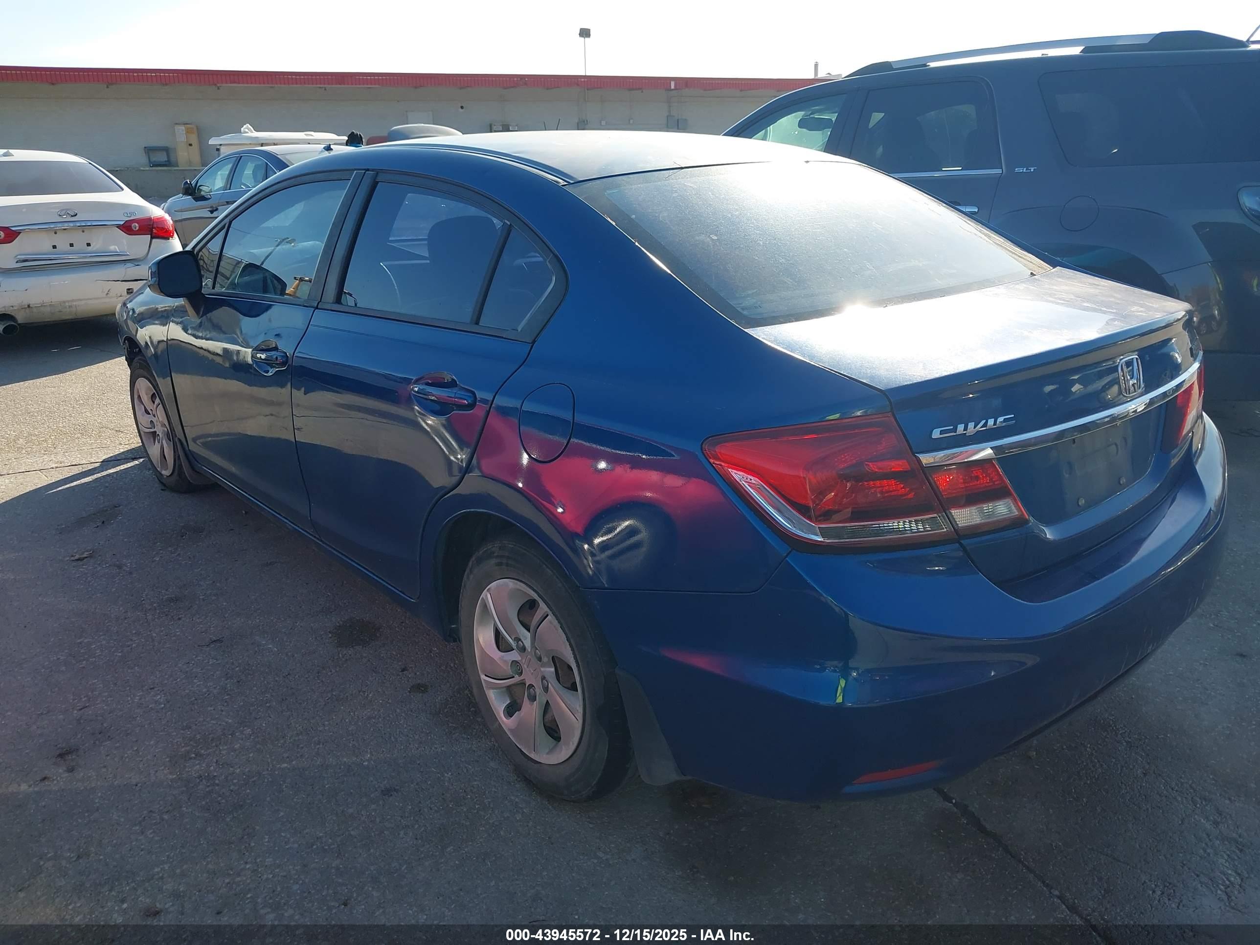 HONDA CIVIC image 3