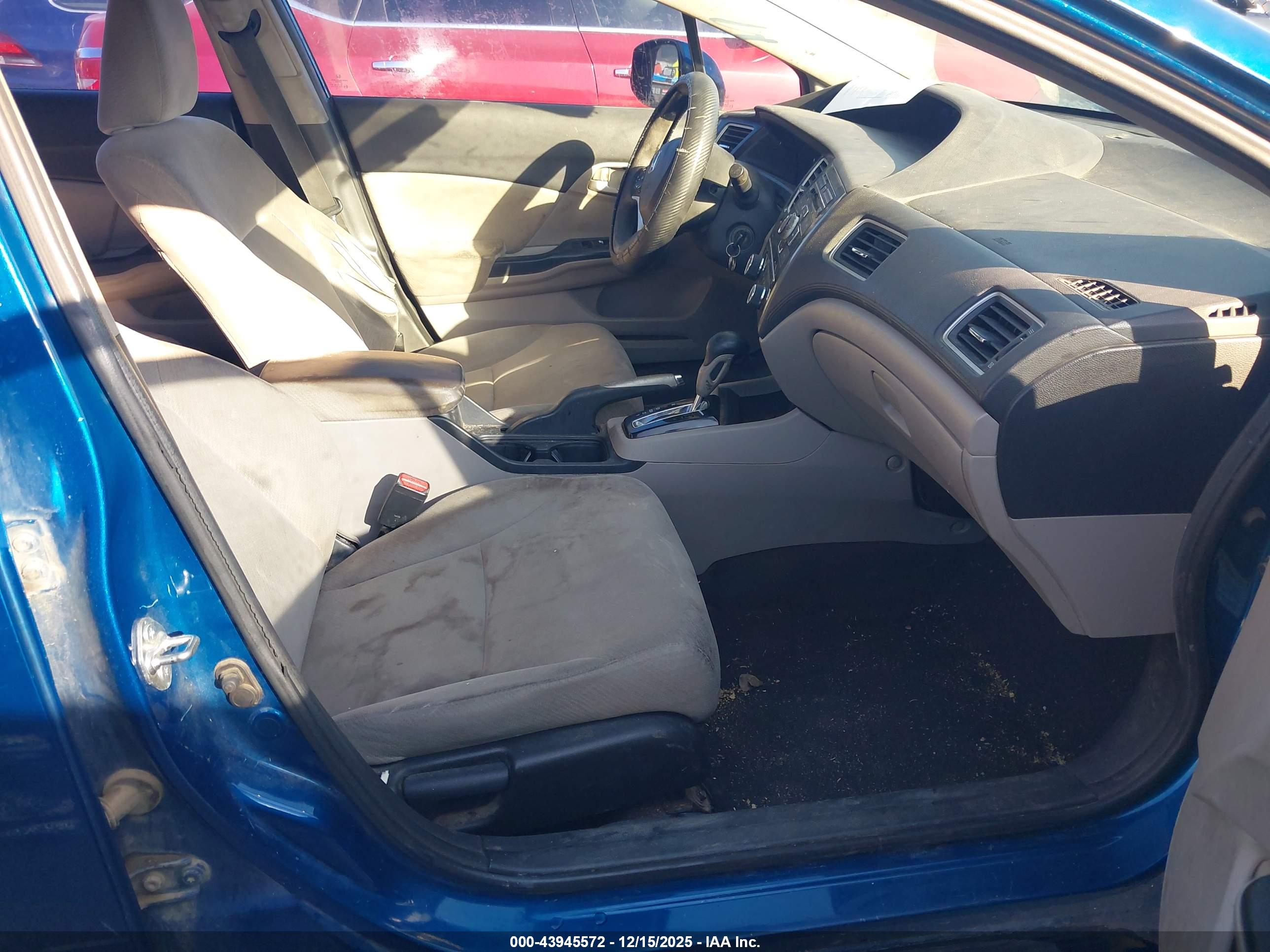 HONDA CIVIC image 5