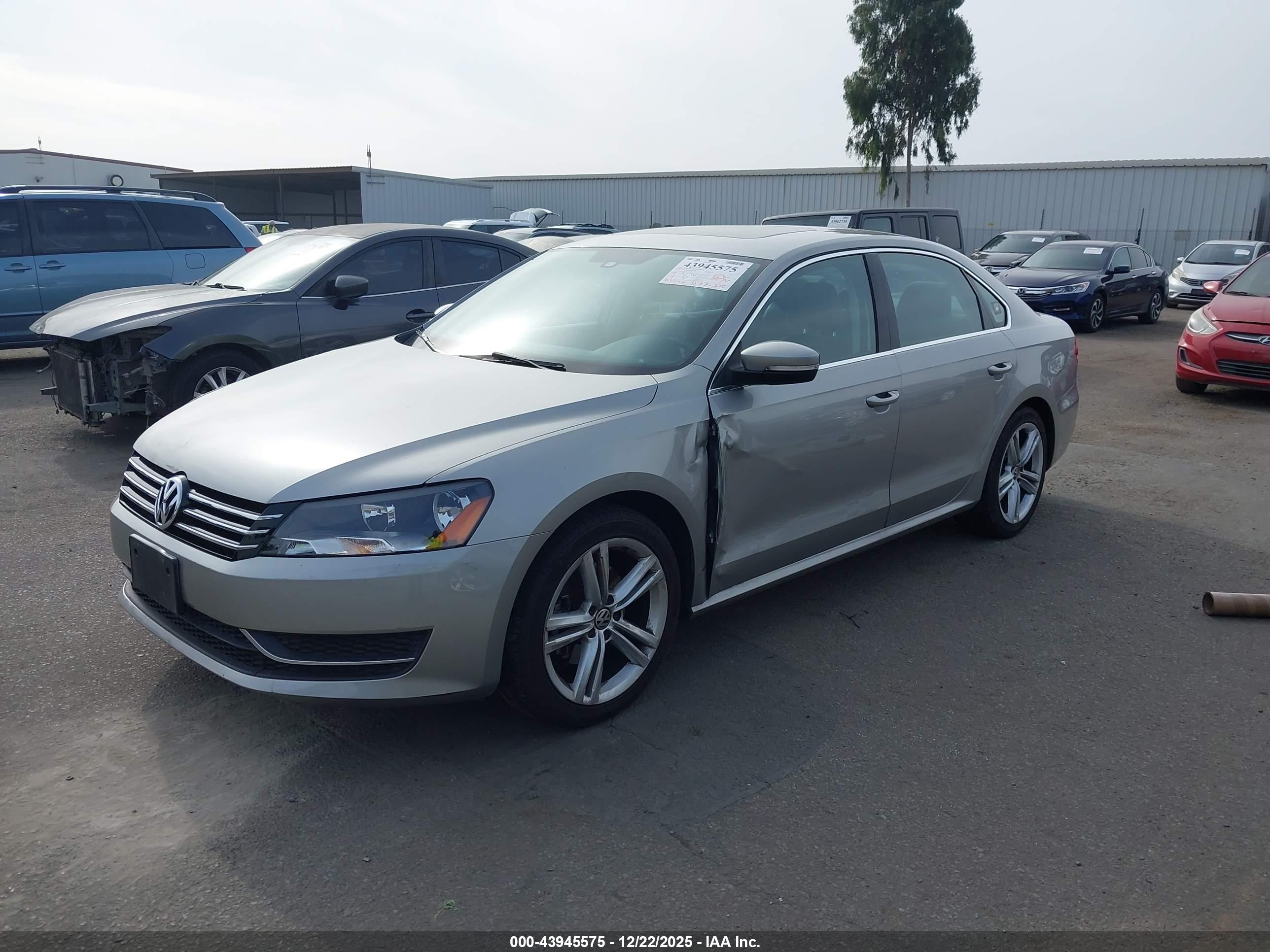 VOLKSWAGEN PASSAT image 2