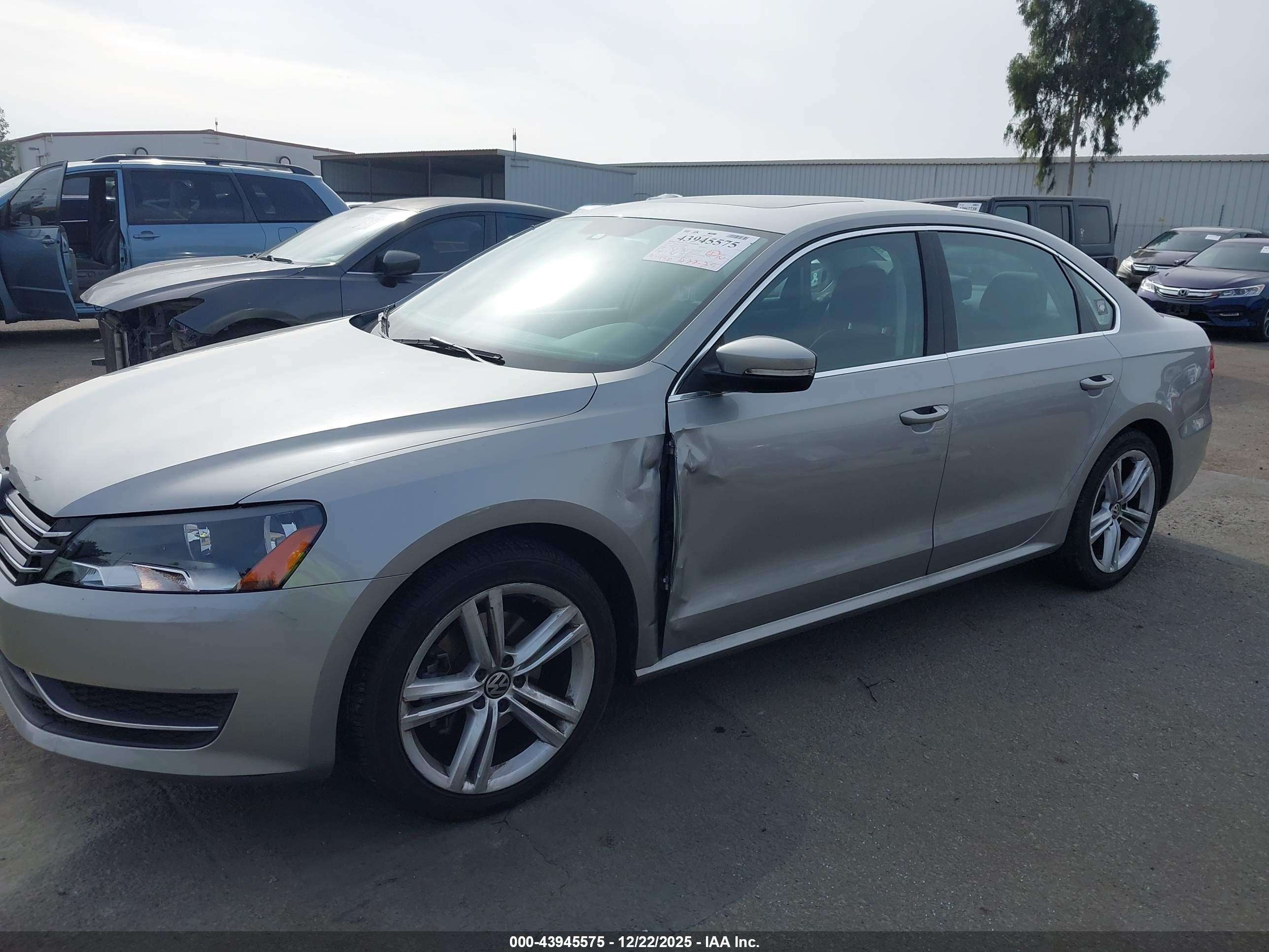 VOLKSWAGEN PASSAT image 6