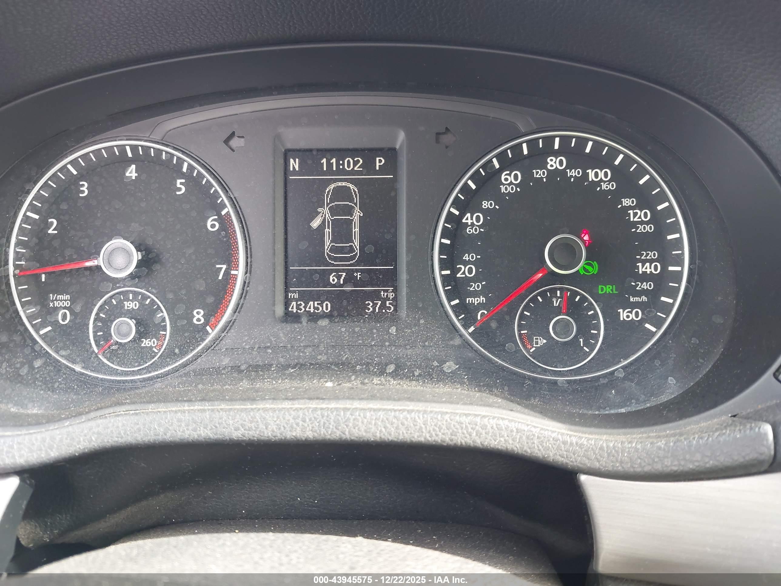 VOLKSWAGEN PASSAT image 7