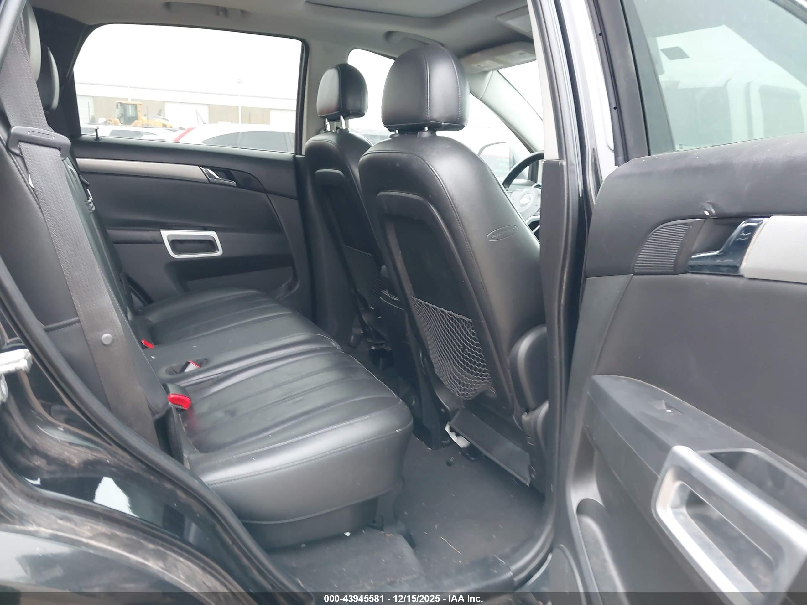 CHEVROLET CAPTIVA image 8
