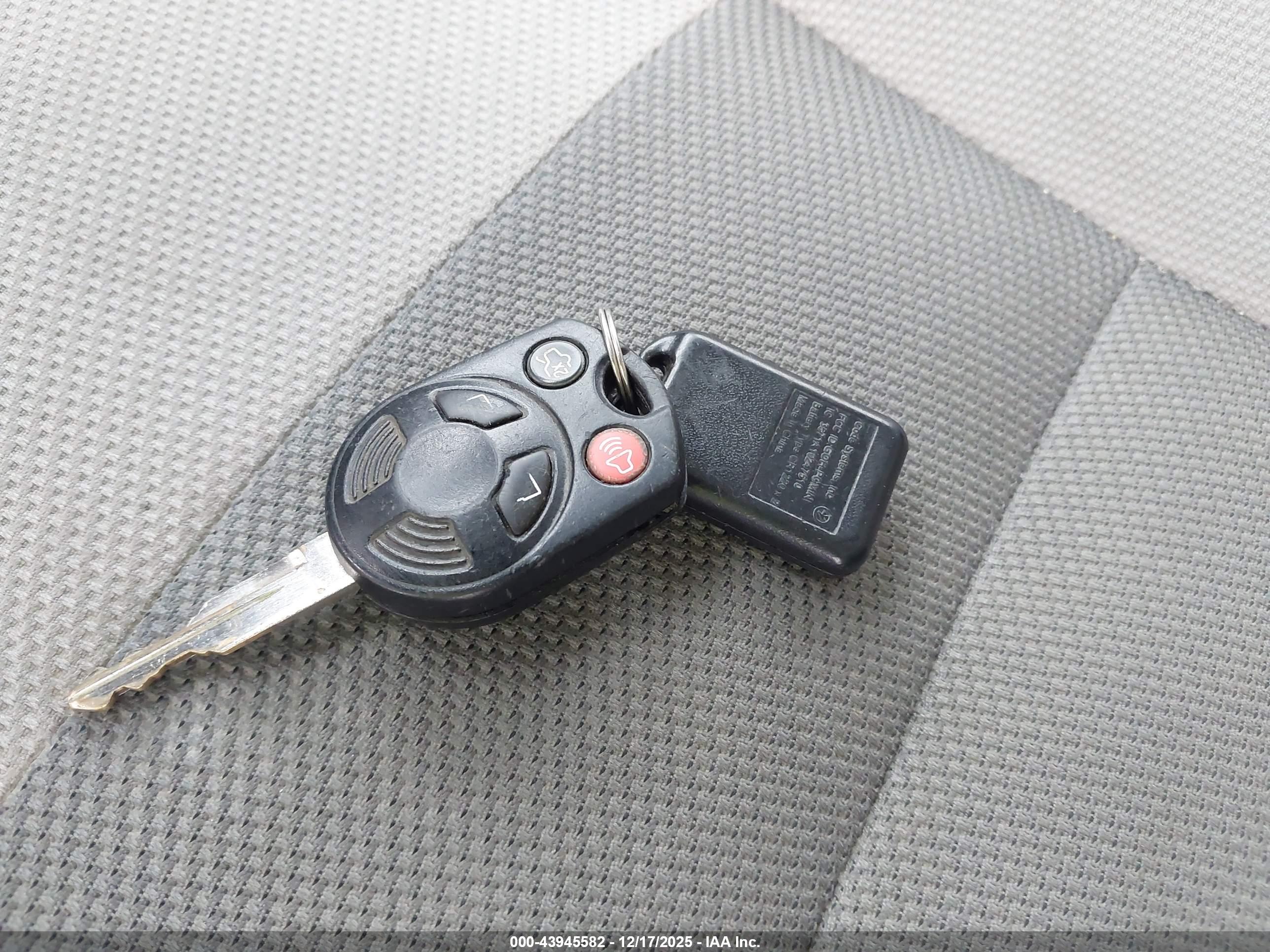 FORD ESCAPE image 11