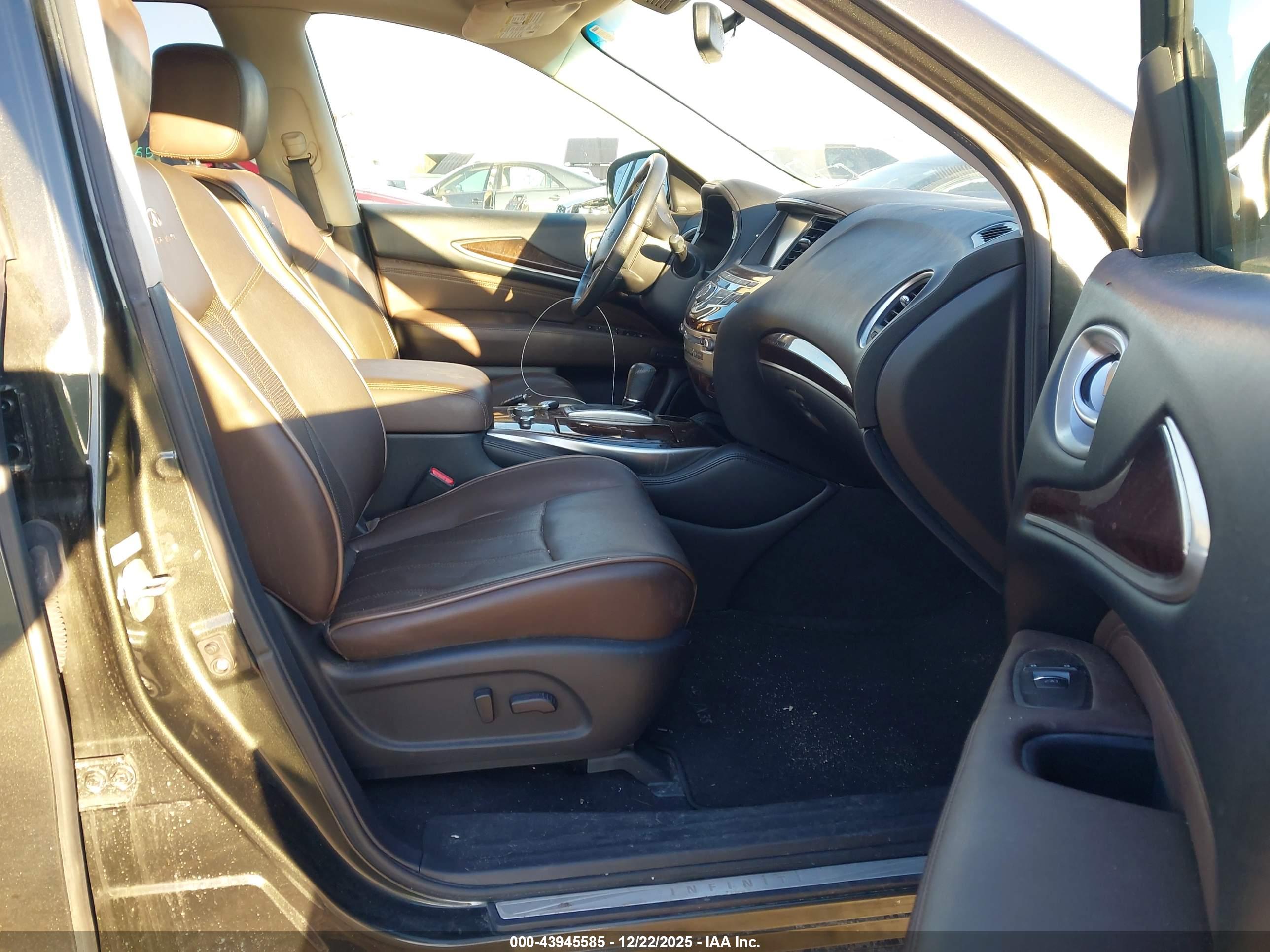 INFINITI JX35 image 5