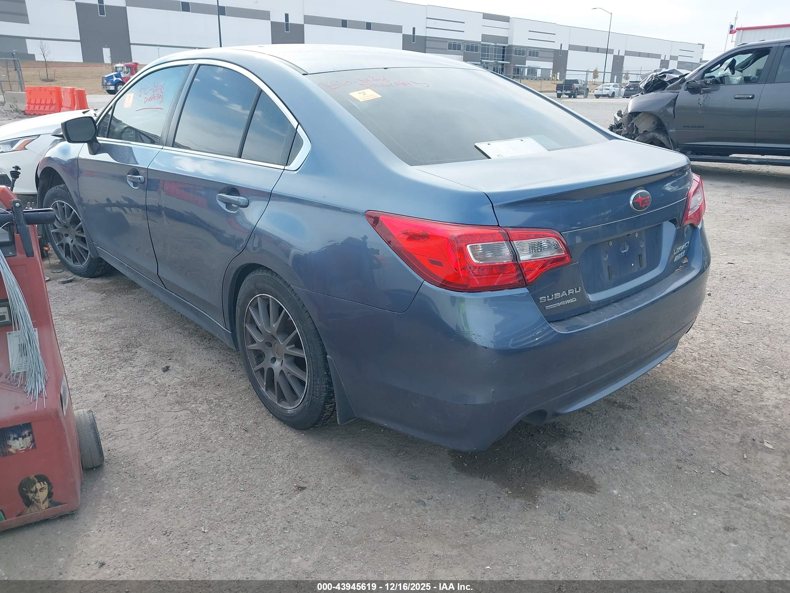 SUBARU LEGACY image 3