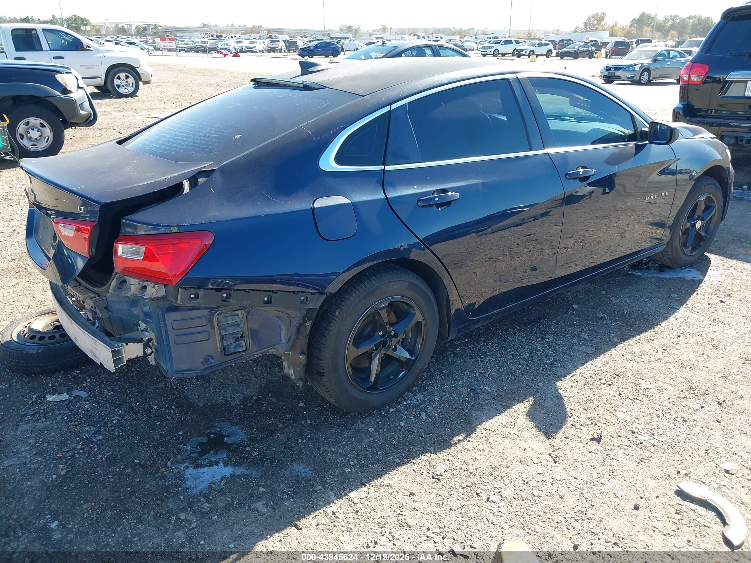 CHEVROLET MALIBU image 4