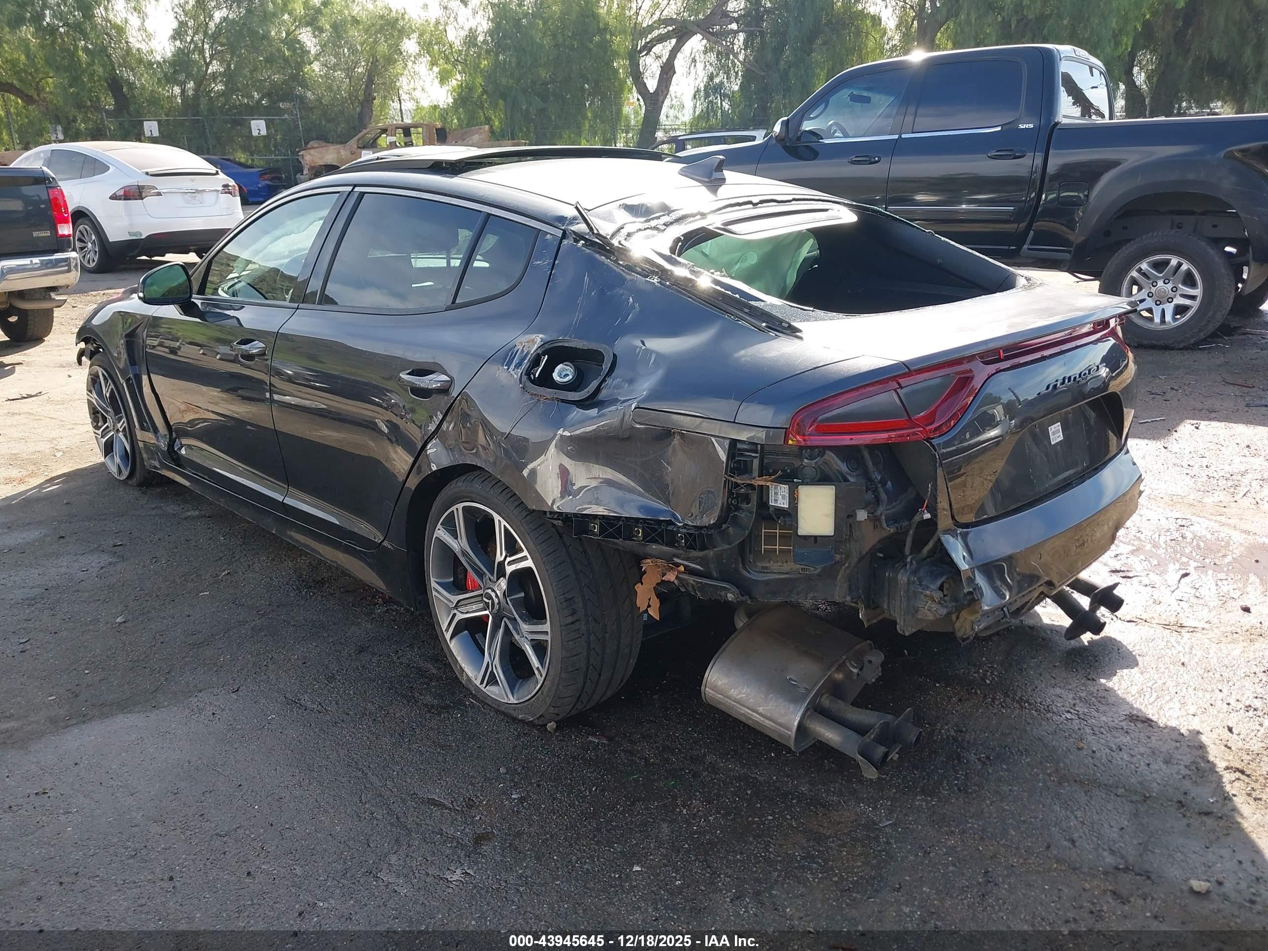 KIA STINGER image 3