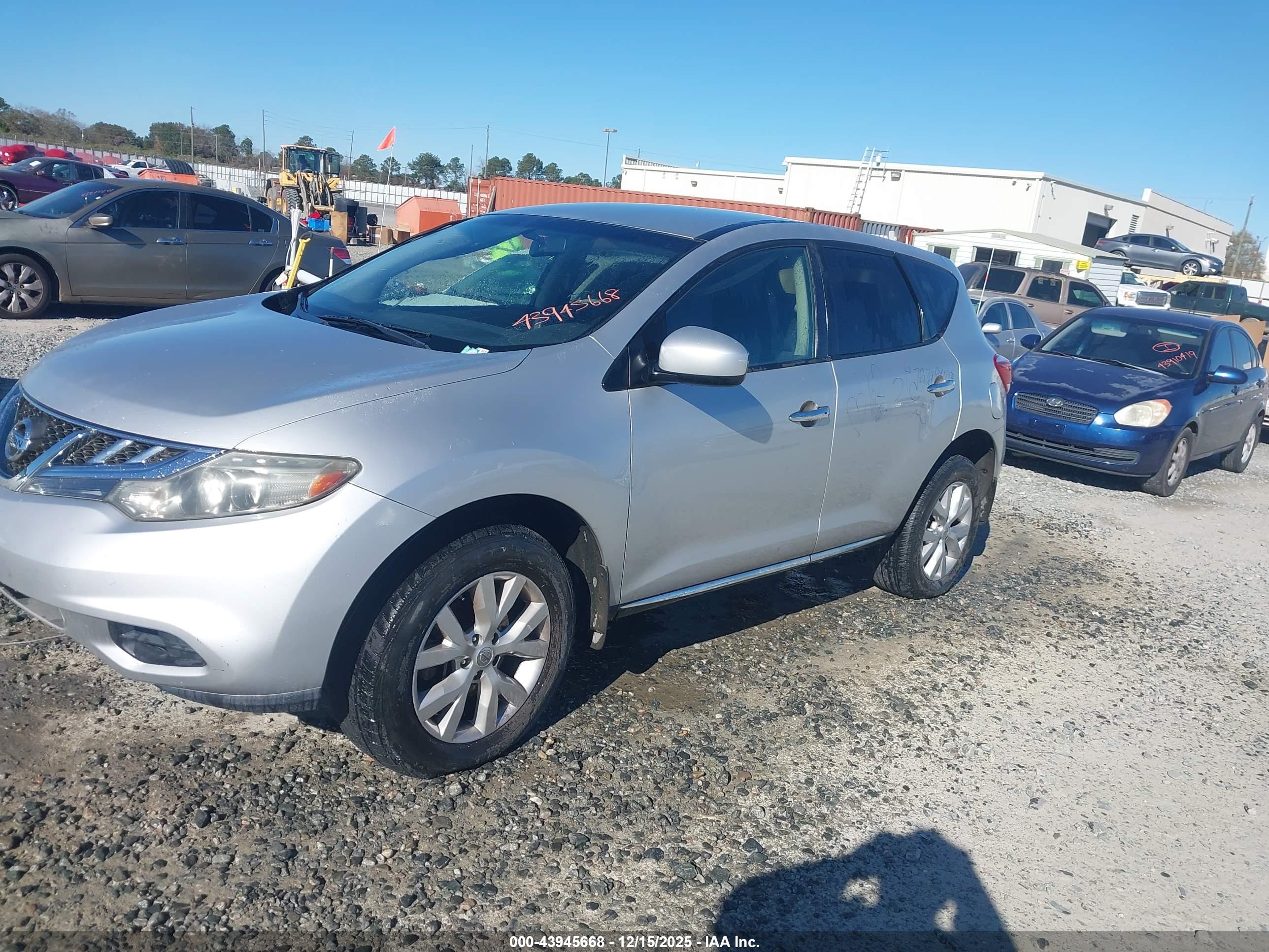 NISSAN MURANO image 2