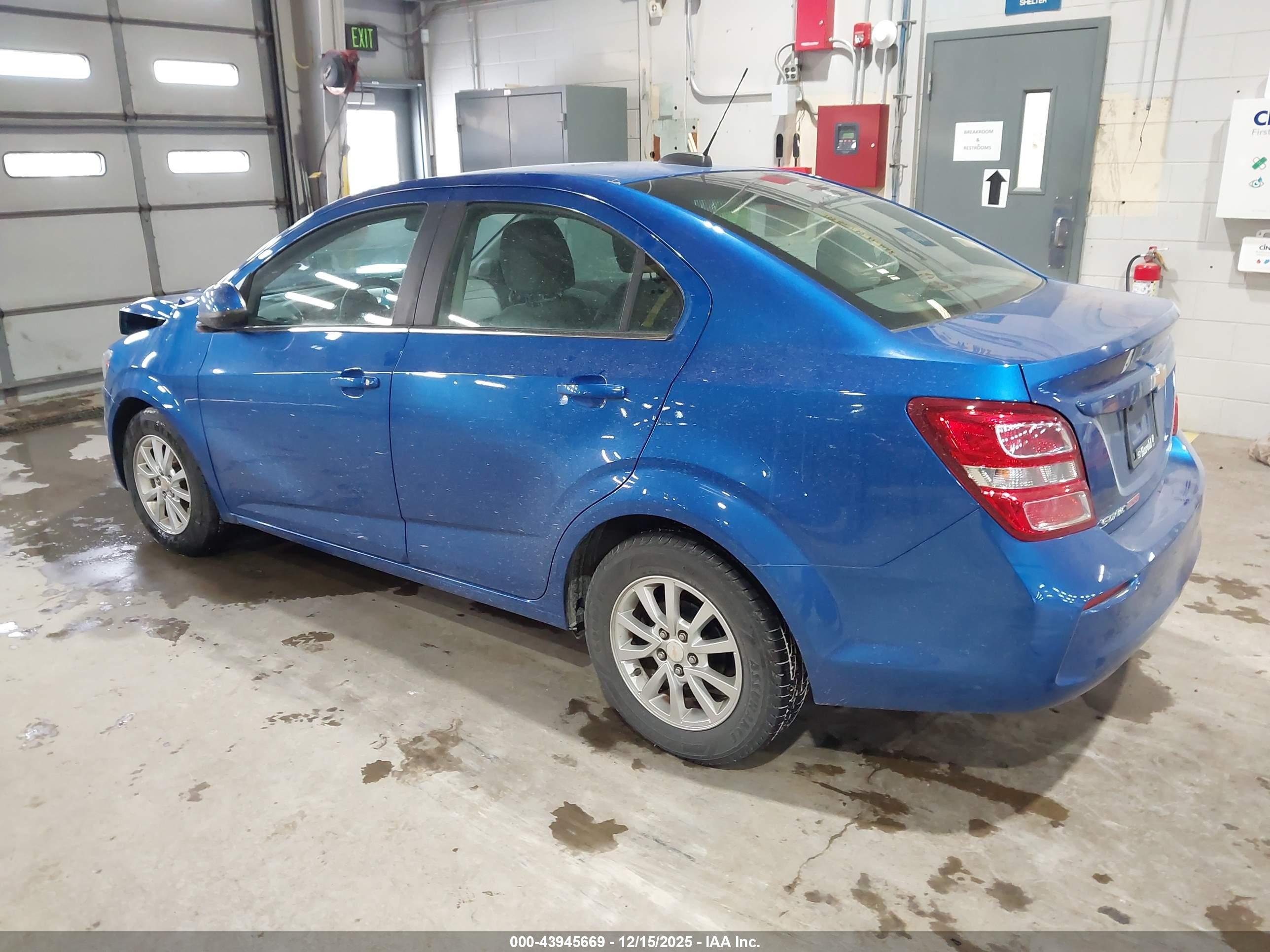 CHEVROLET SONIC image 3