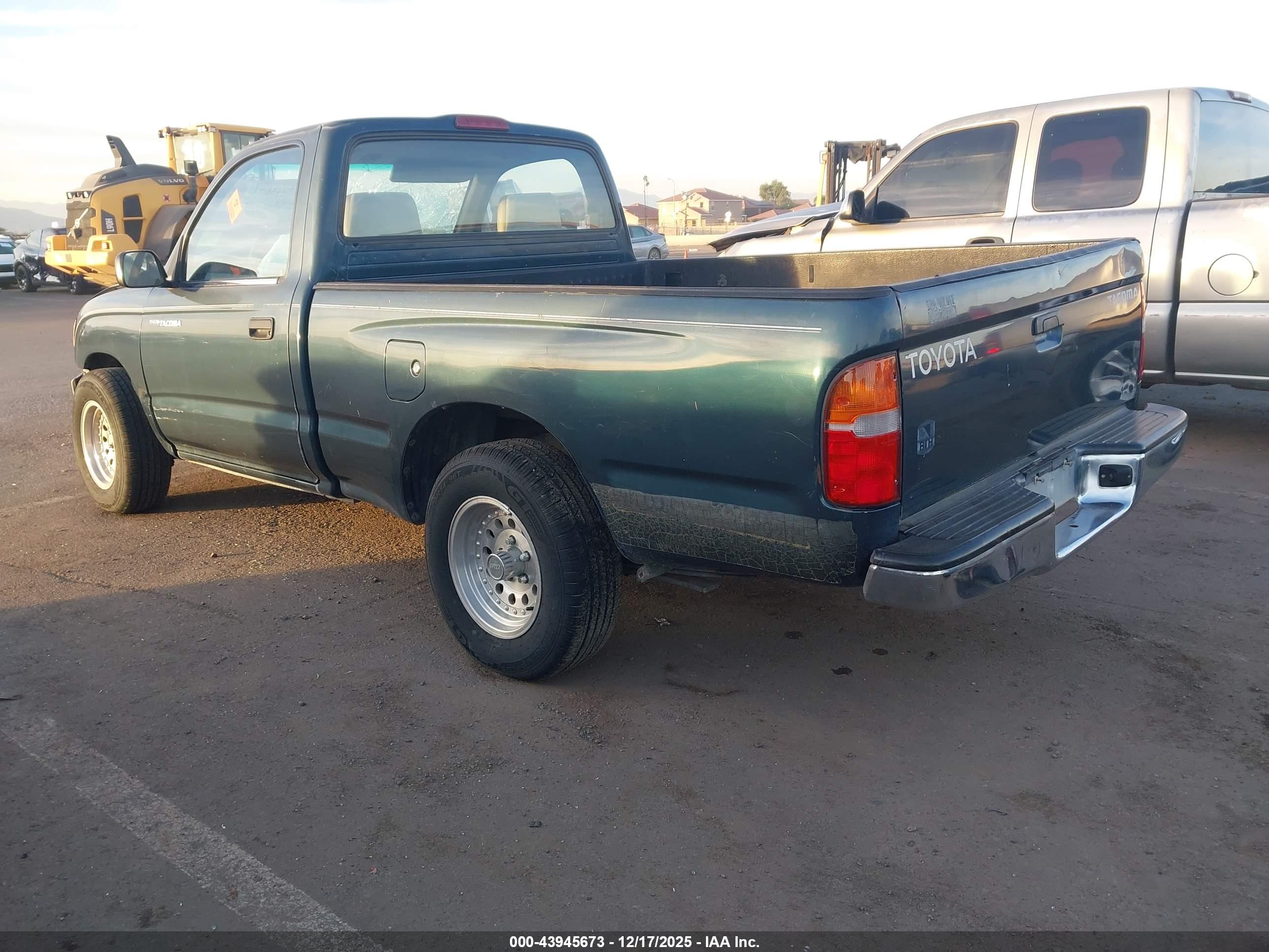 TOYOTA TACOMA image 3