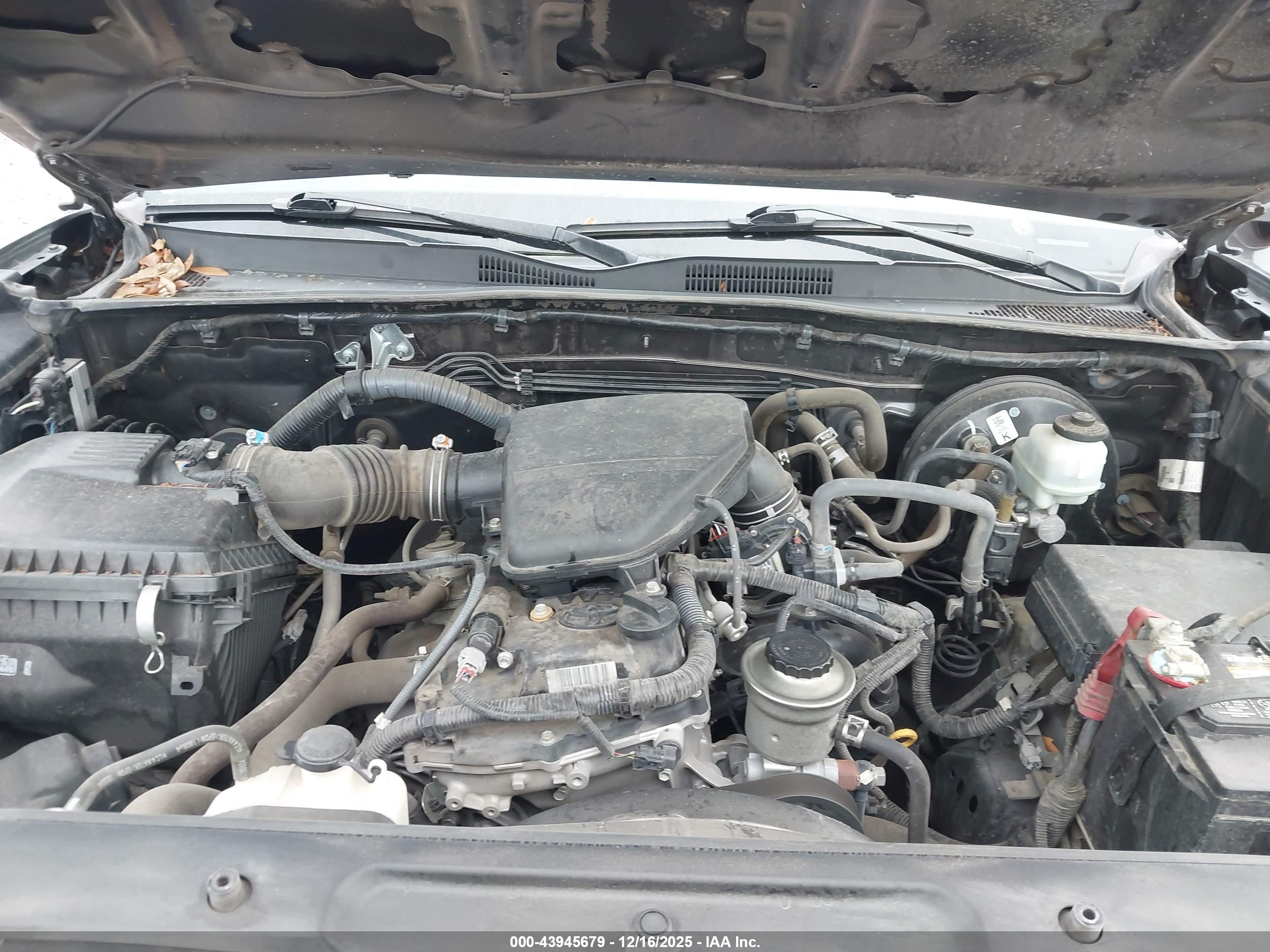 TOYOTA TACOMA image 10