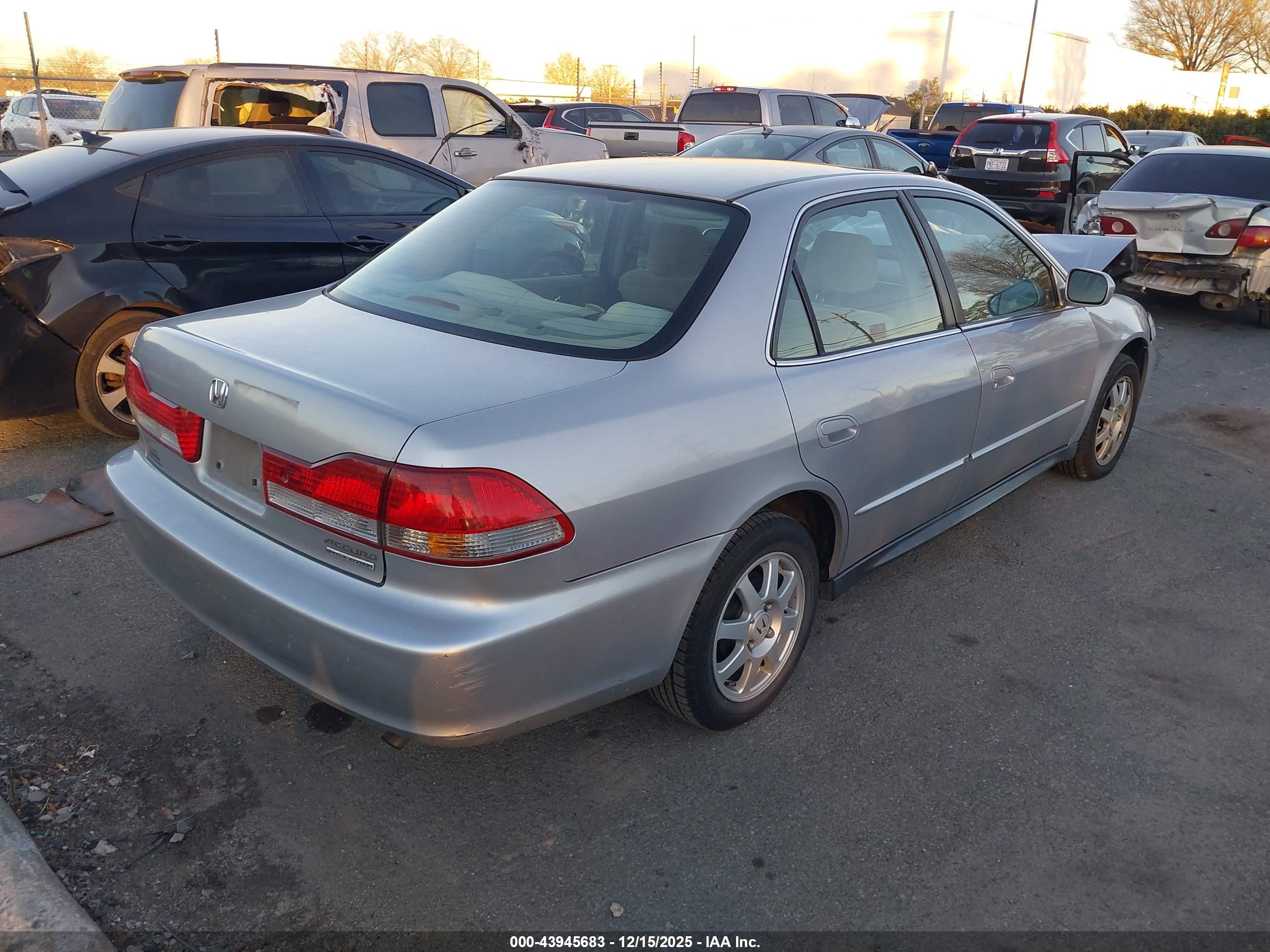 HONDA ACCORD image 4