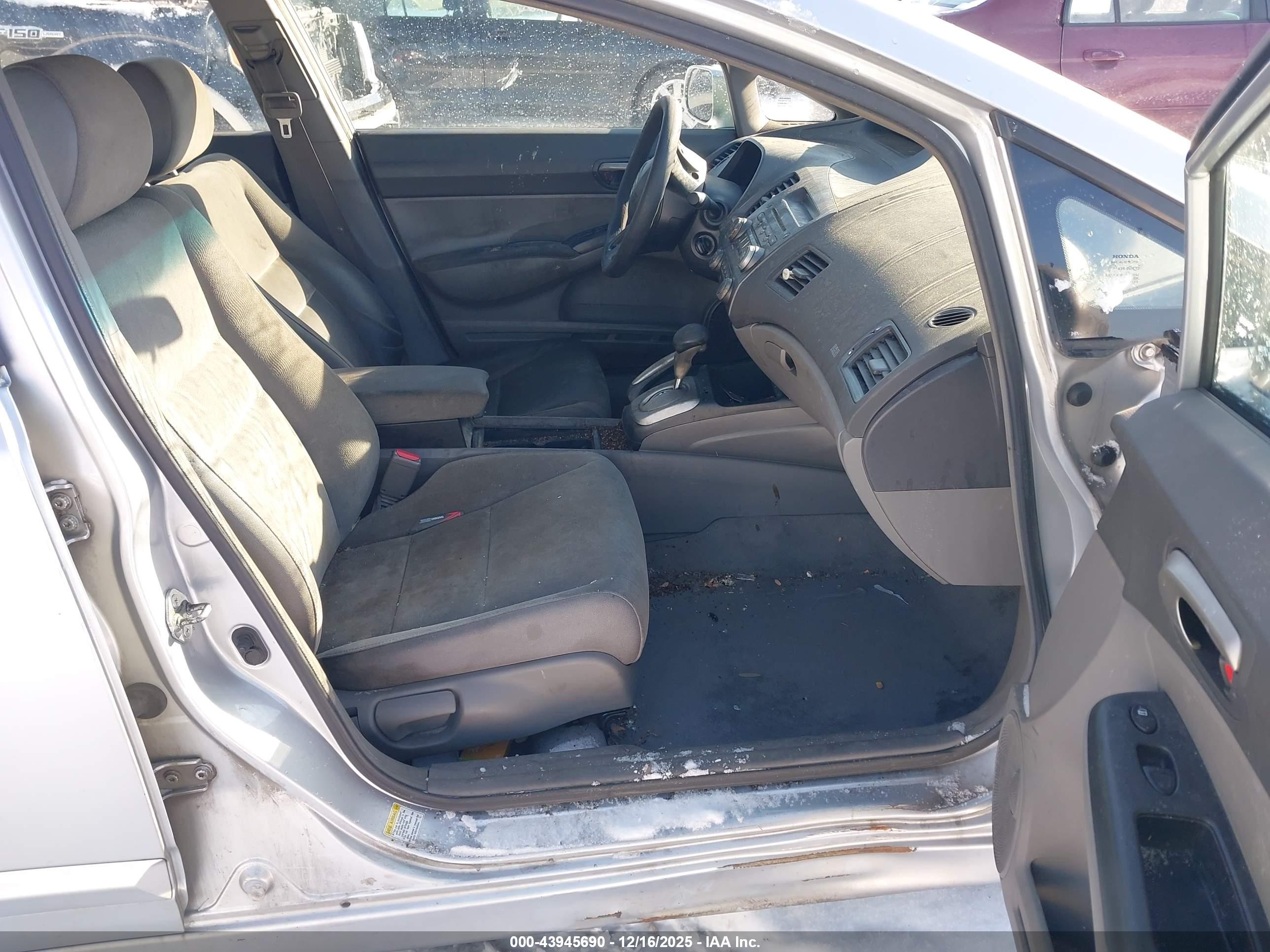 HONDA CIVIC image 5
