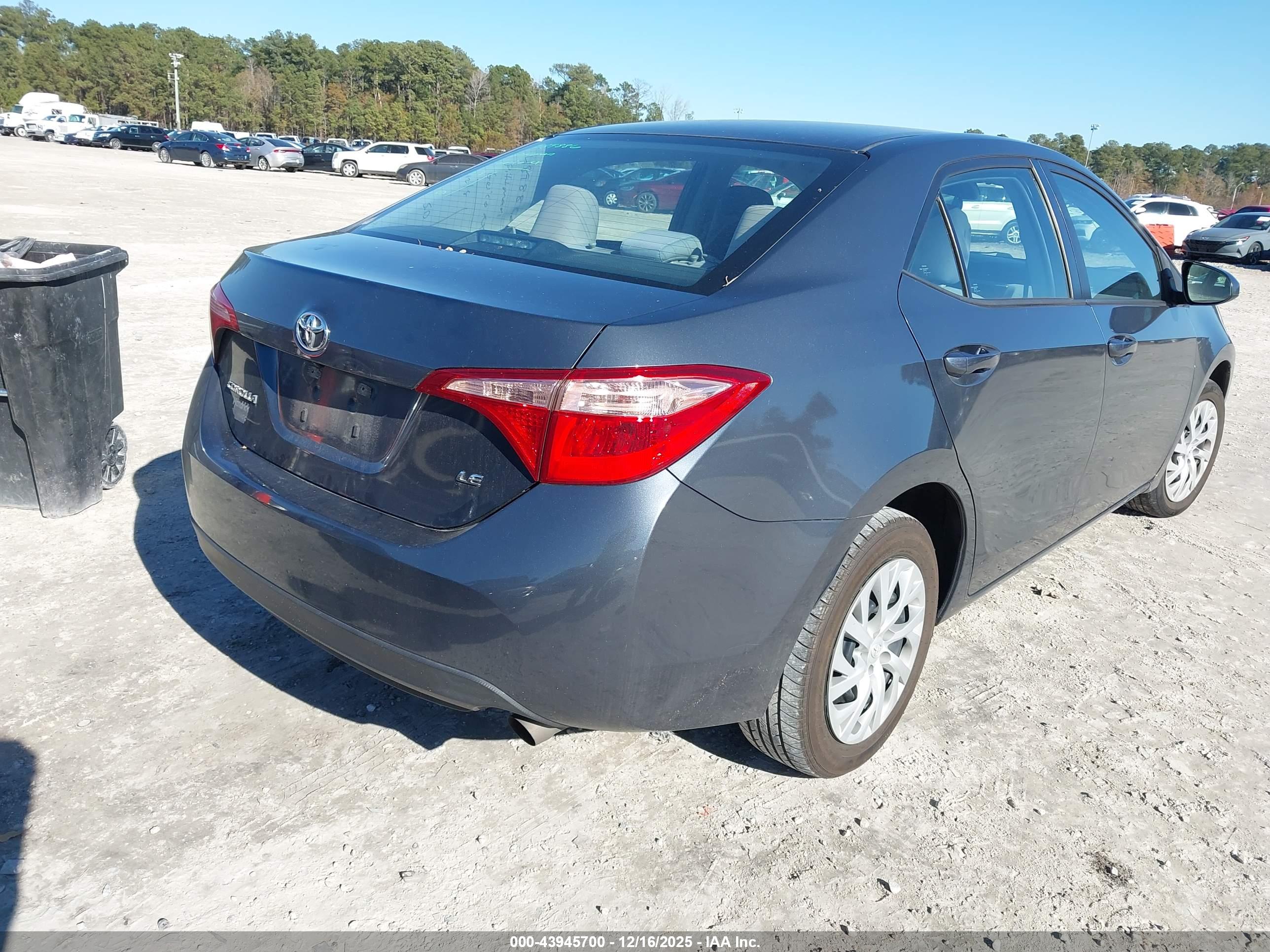 TOYOTA COROLLA image 4