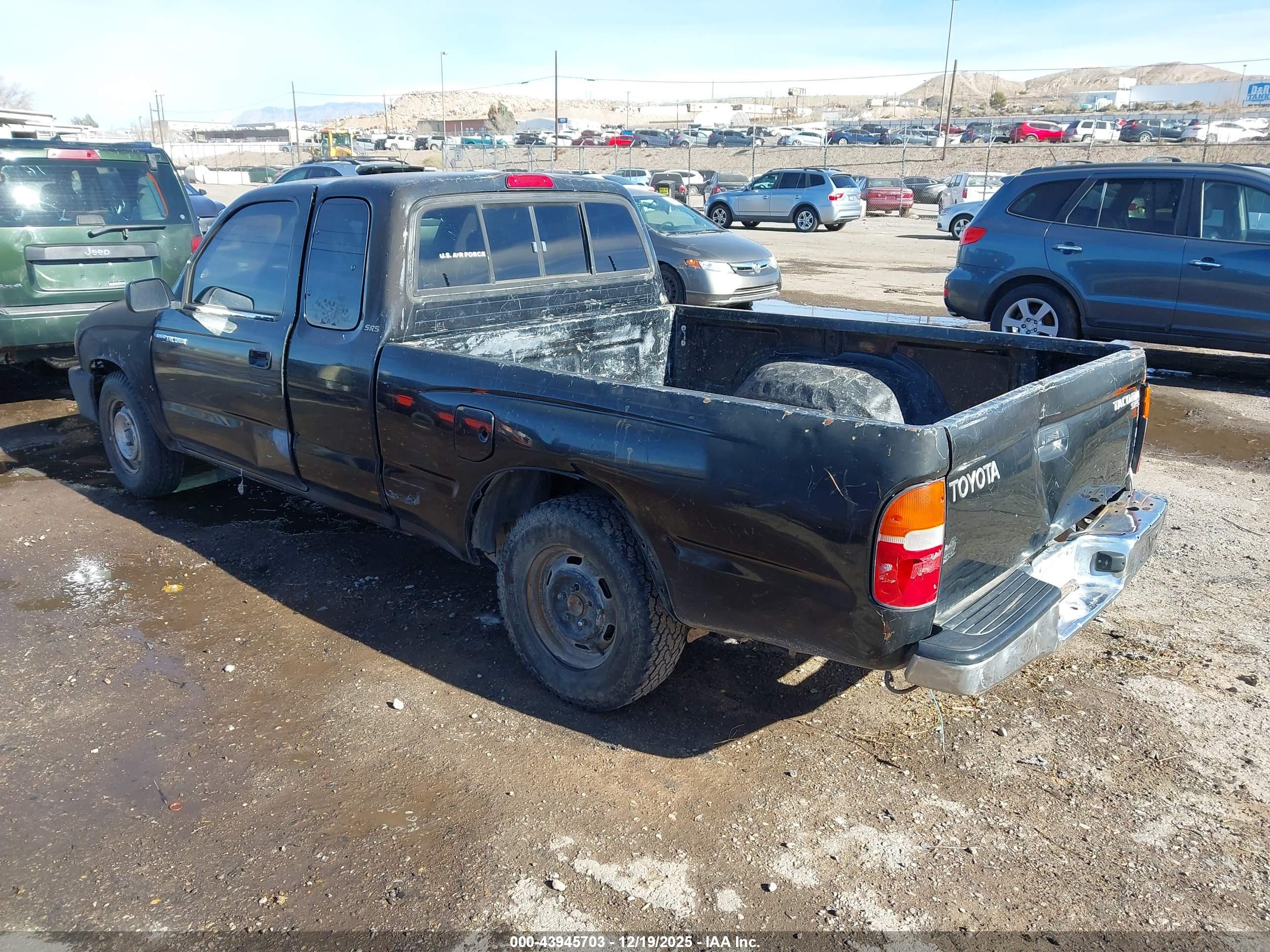 TOYOTA TACOMA image 3