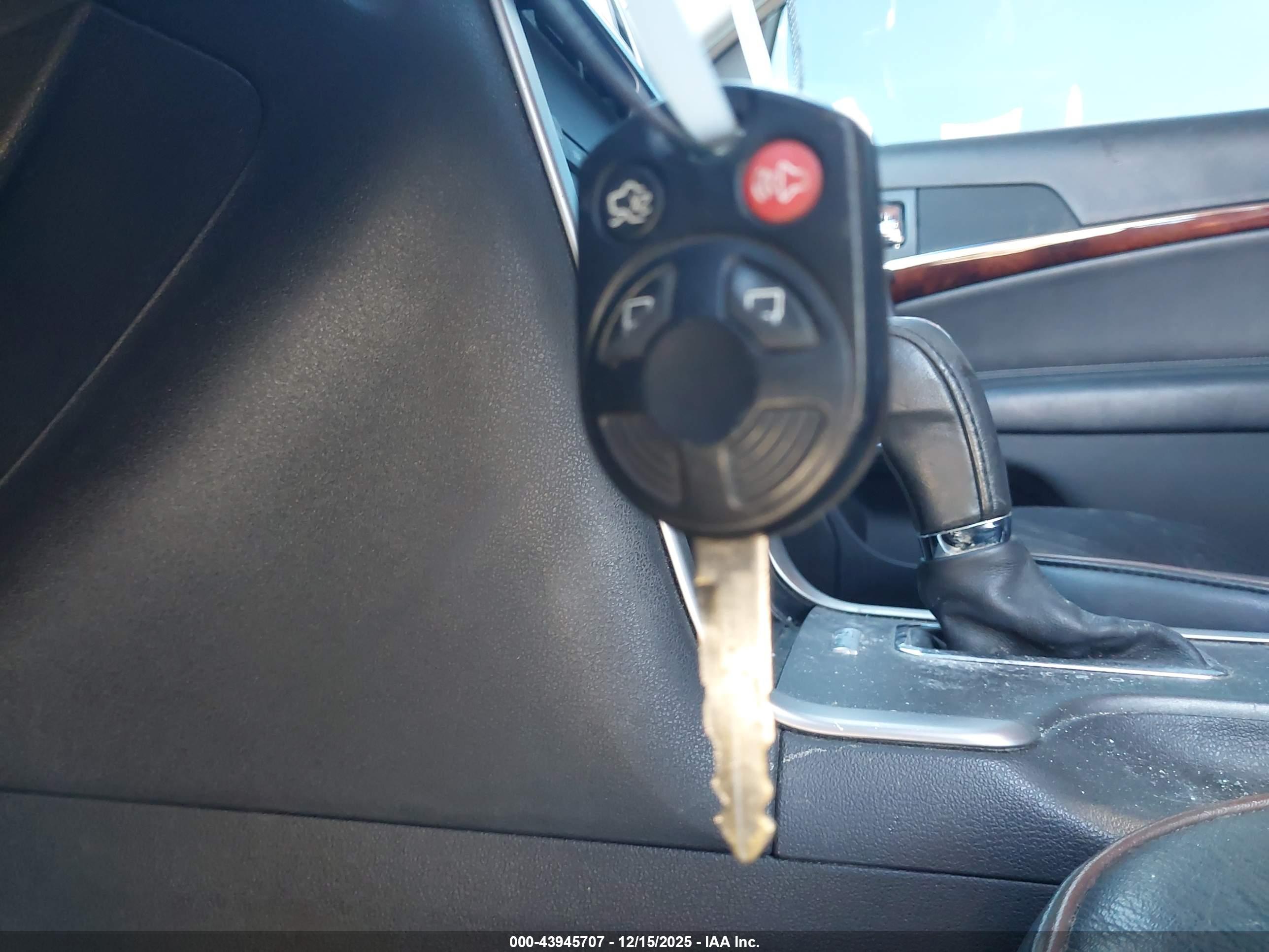 LINCOLN MKZ image 11