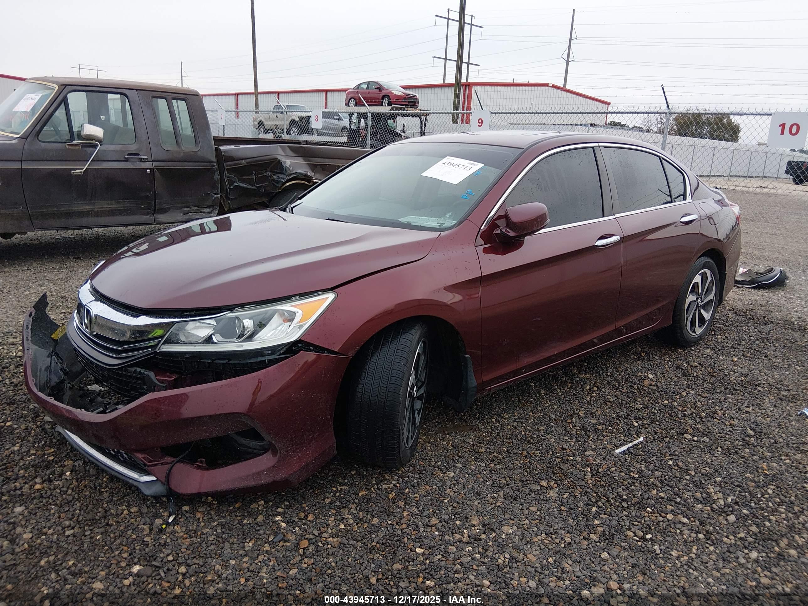 HONDA ACCORD image 2