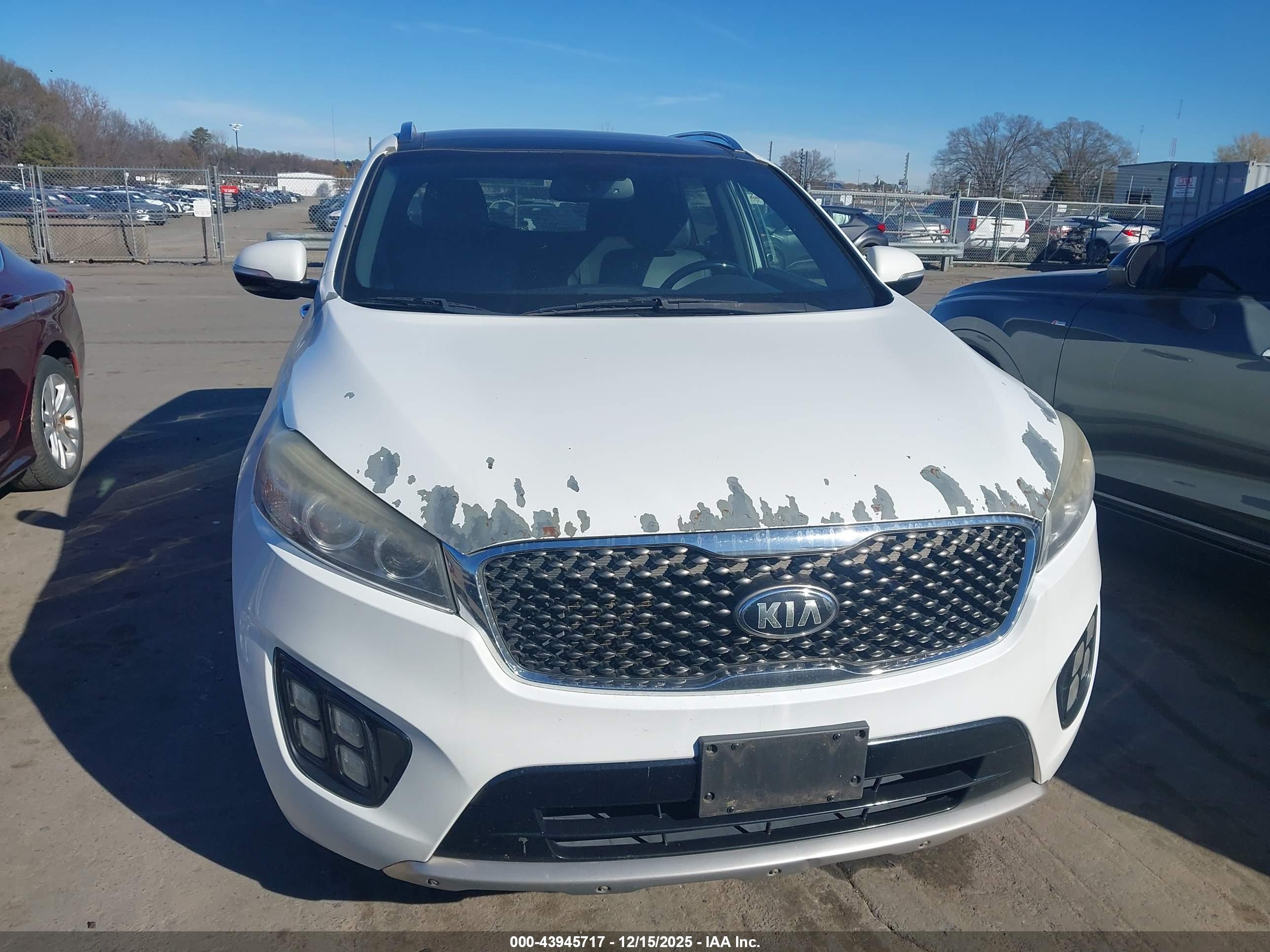 KIA SORENTO image 6