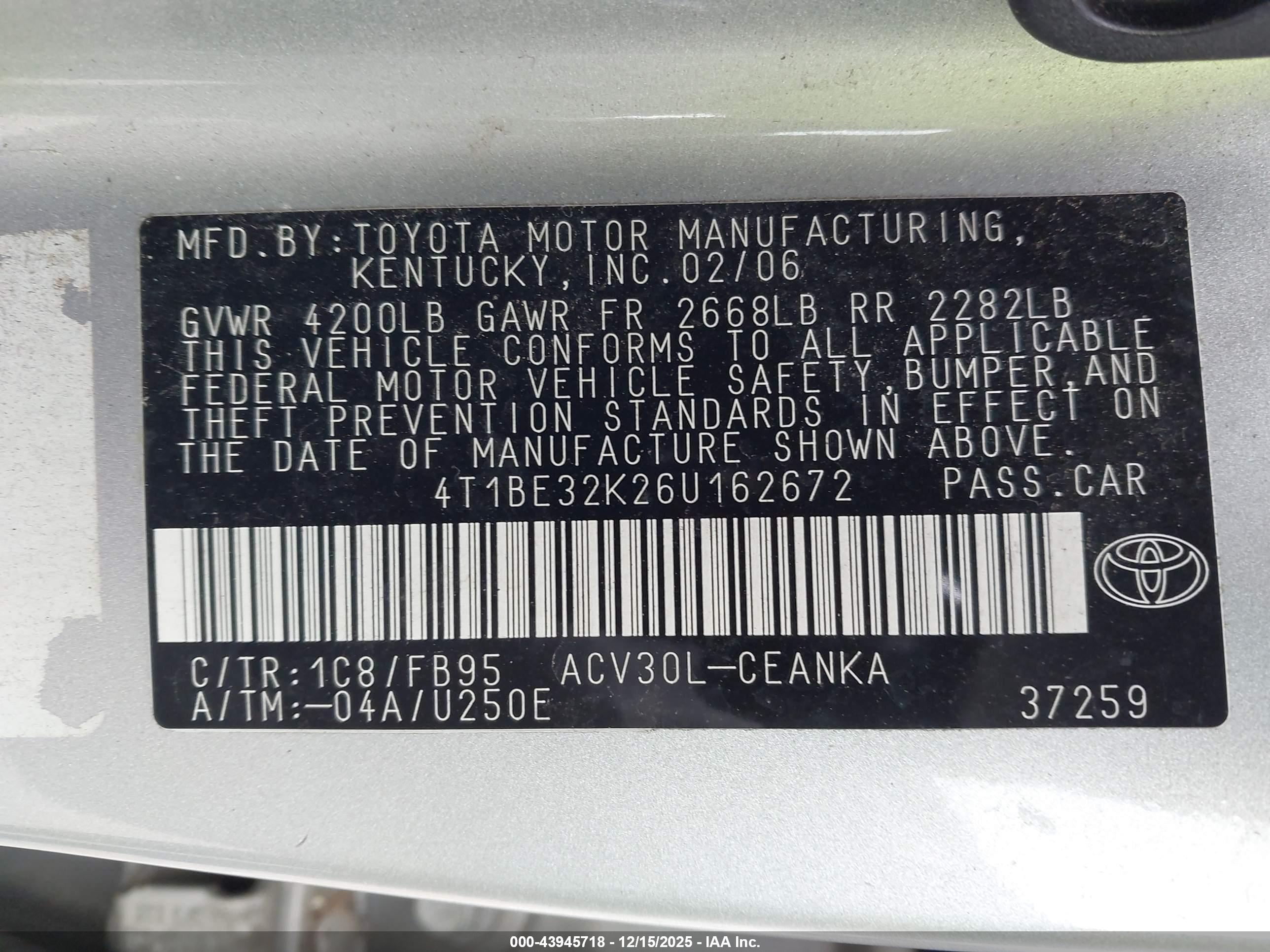 TOYOTA CAMRY image 9