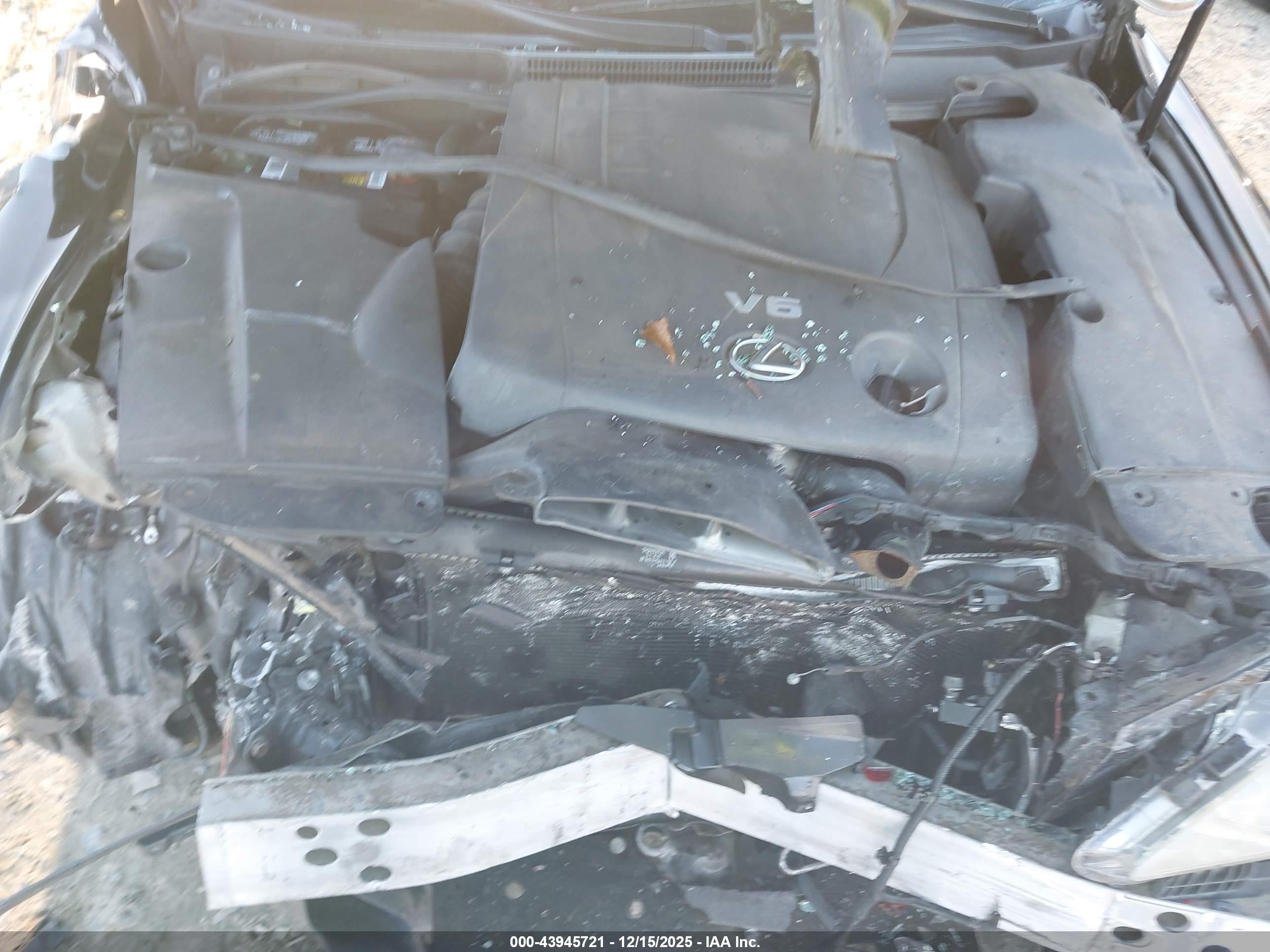 LEXUS IS image 10