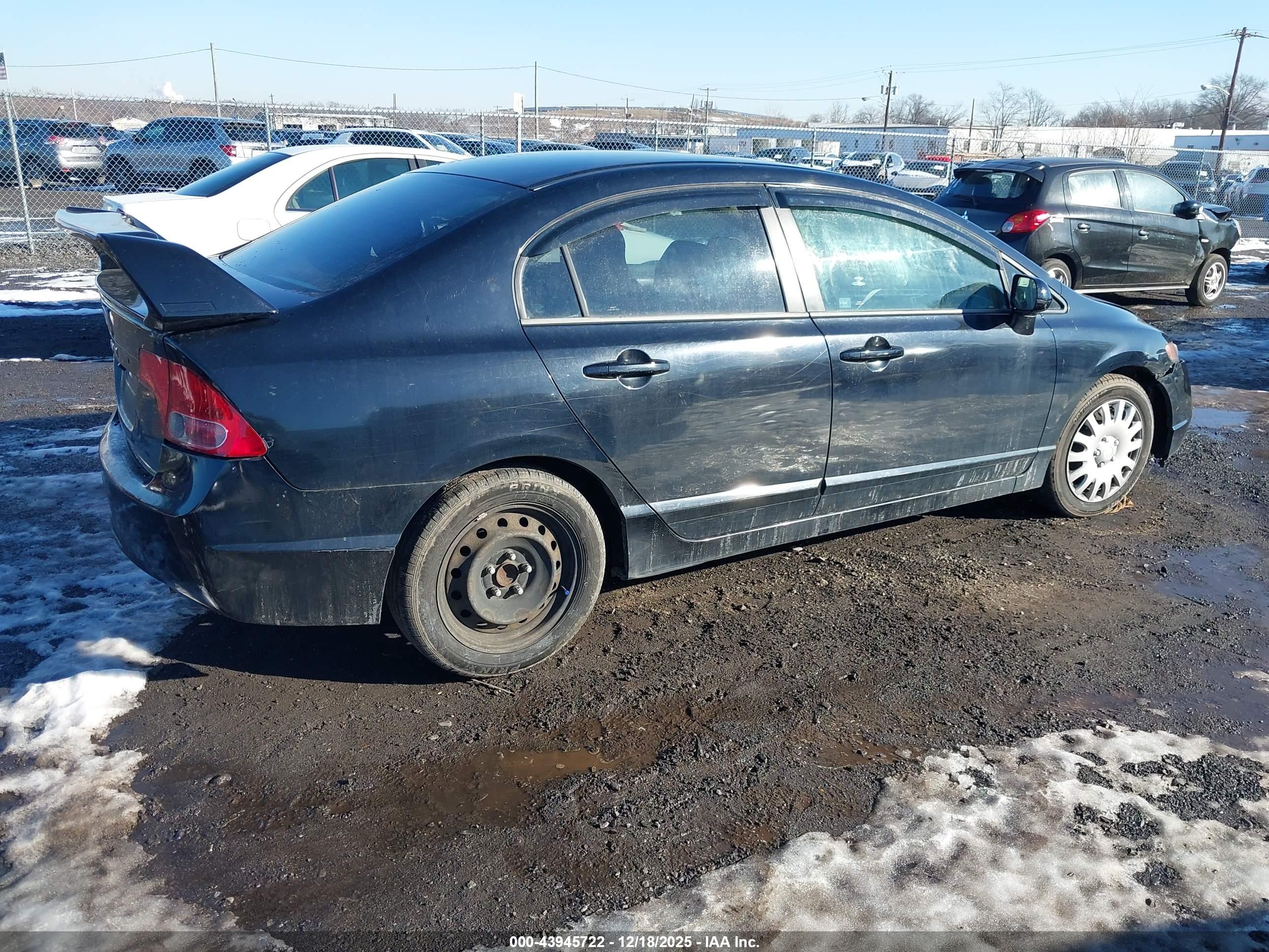 HONDA CIVIC image 4