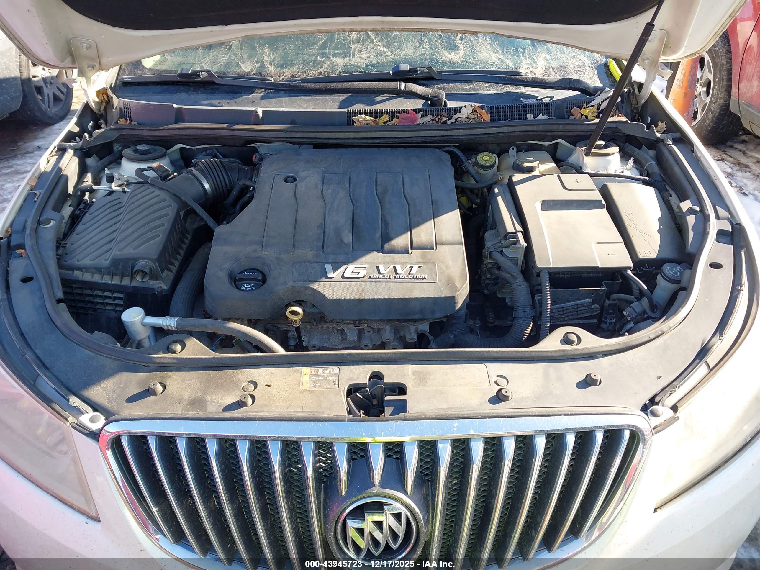 BUICK LACROSSE image 10