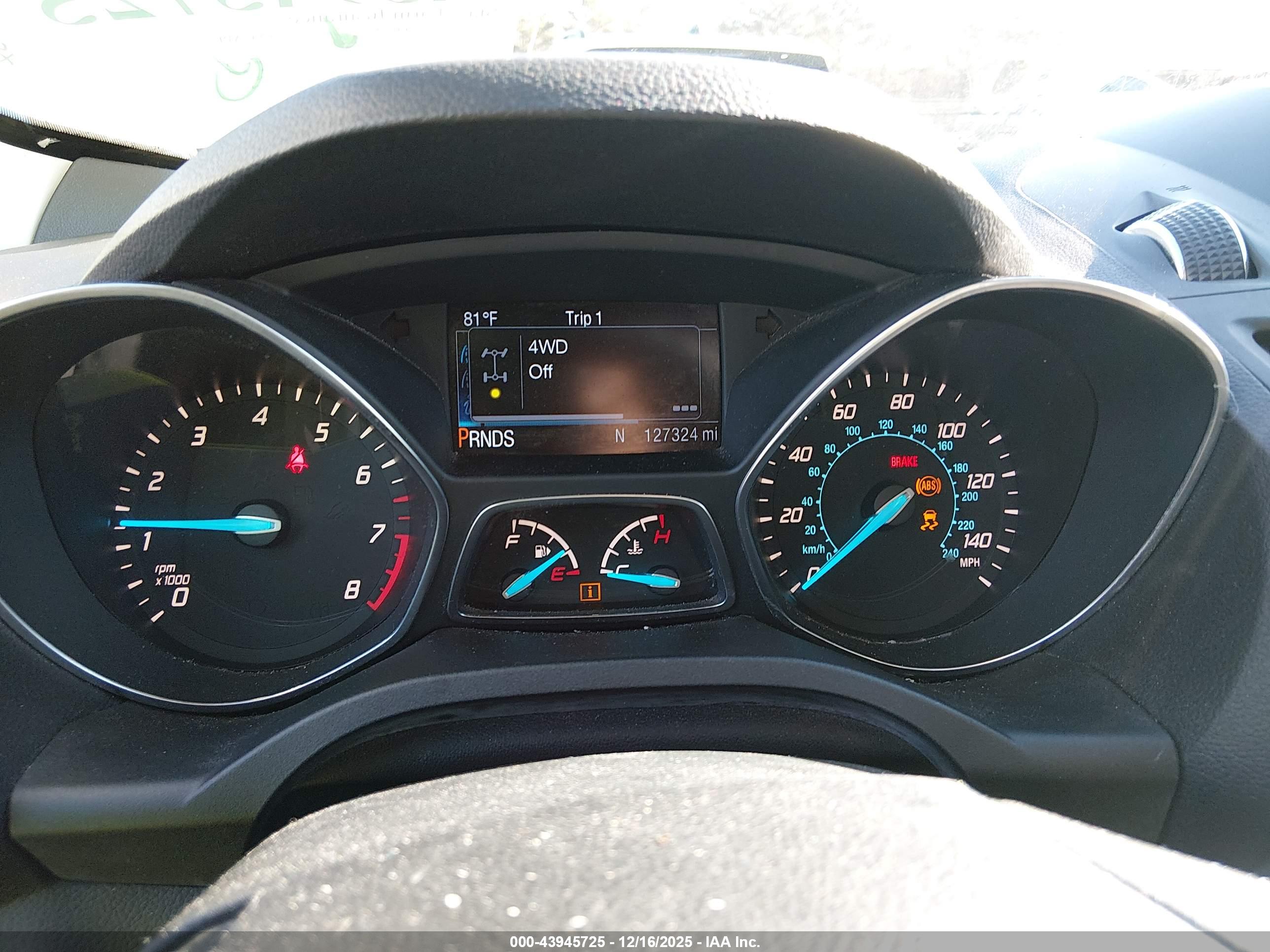 FORD ESCAPE image 7