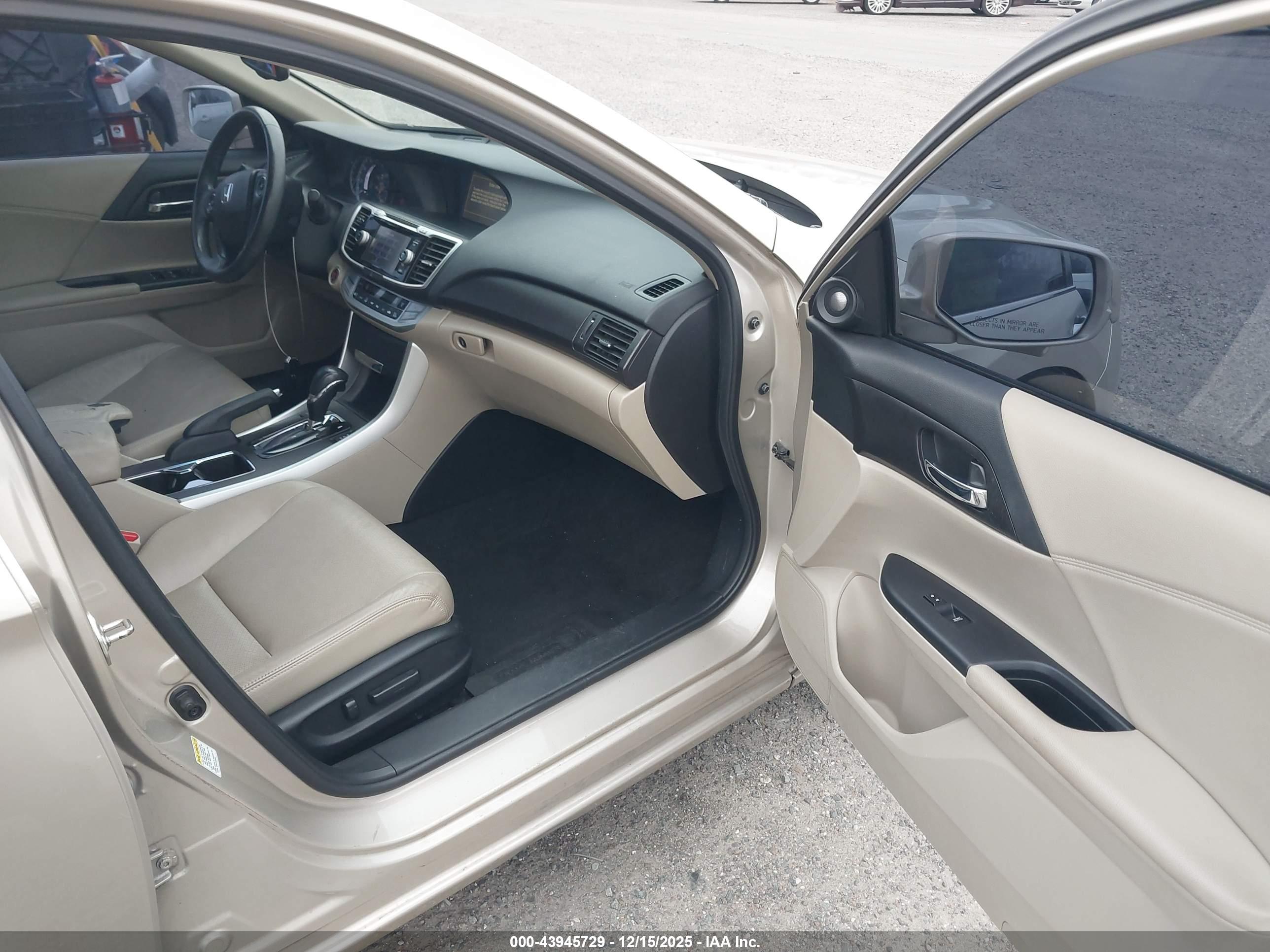 HONDA ACCORD image 5