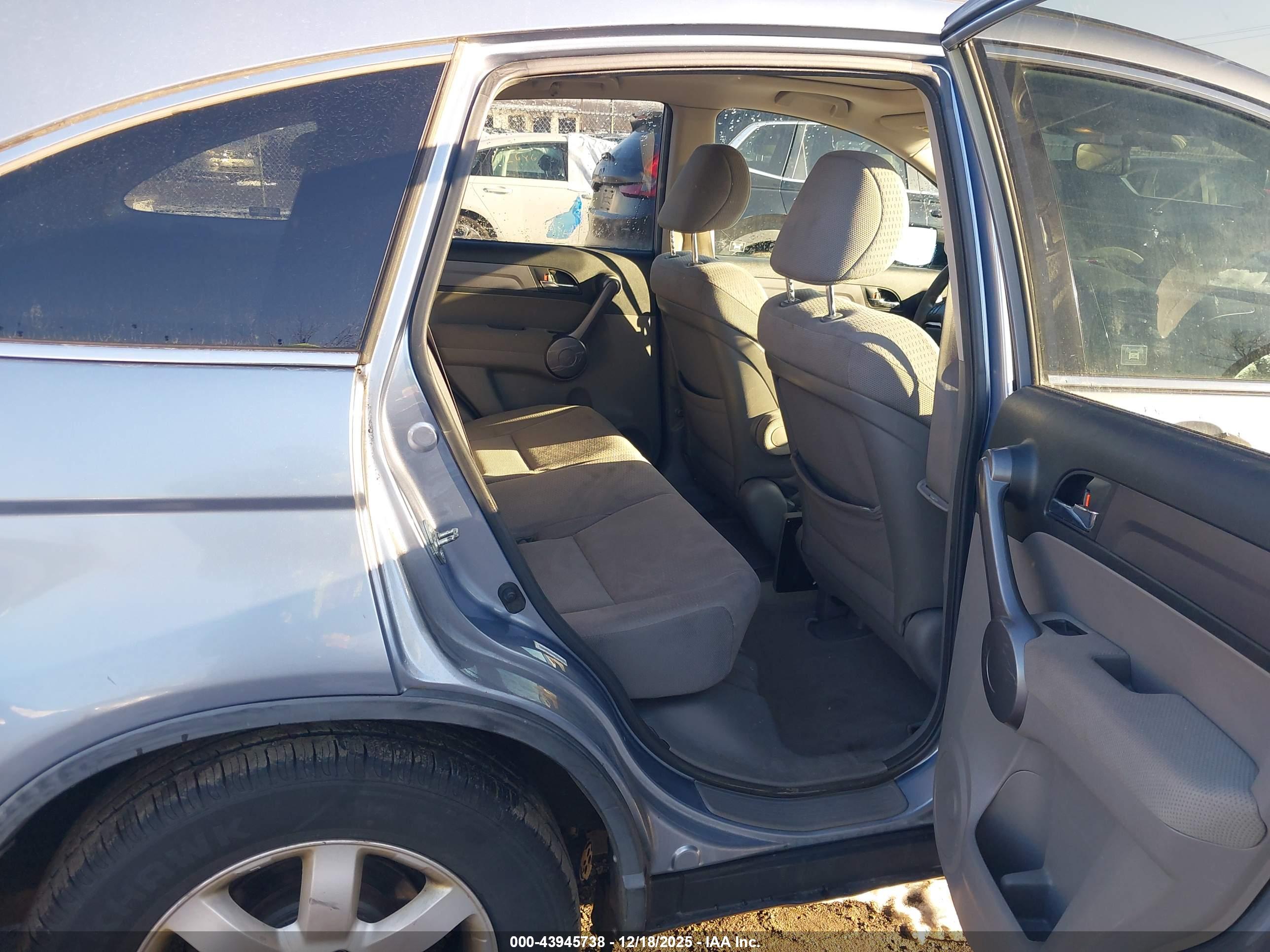 HONDA CR-V image 8