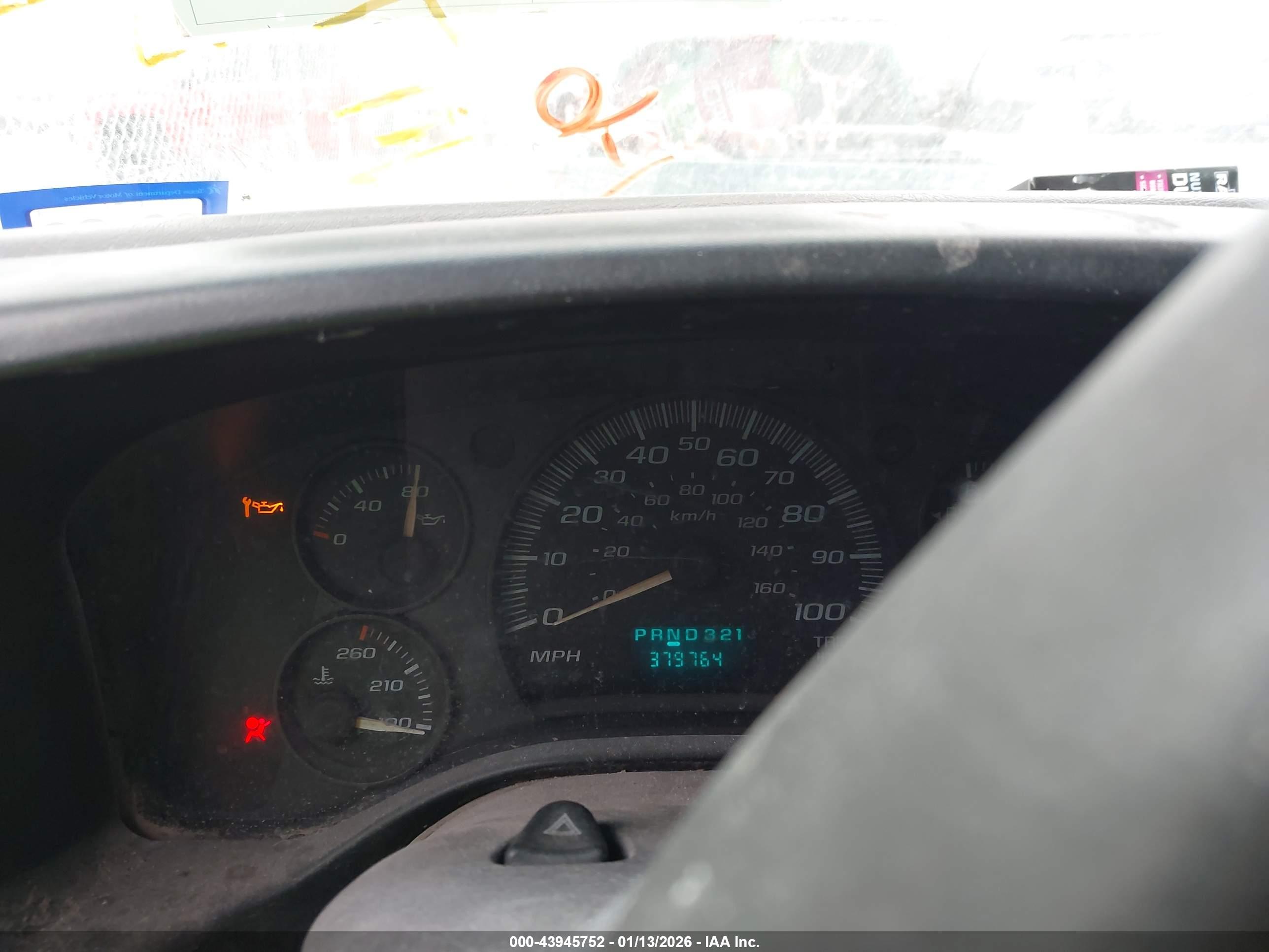 CHEVROLET EXPRESS image 7
