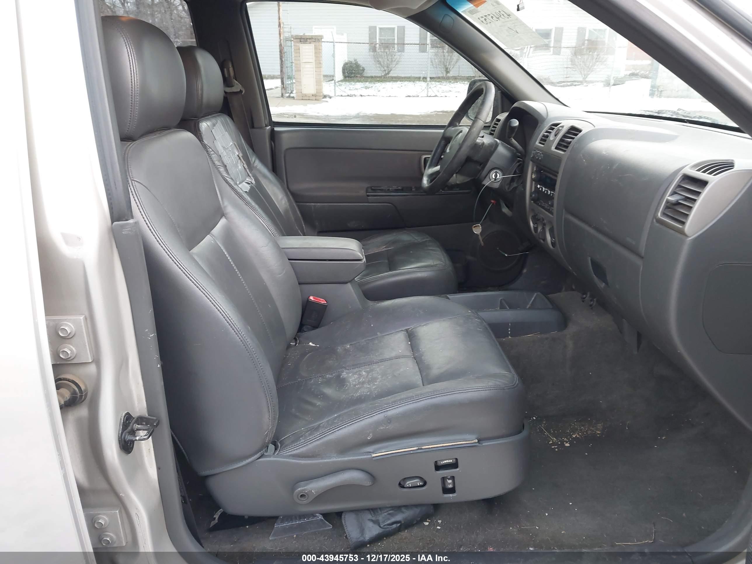 CHEVROLET COLORADO image 5