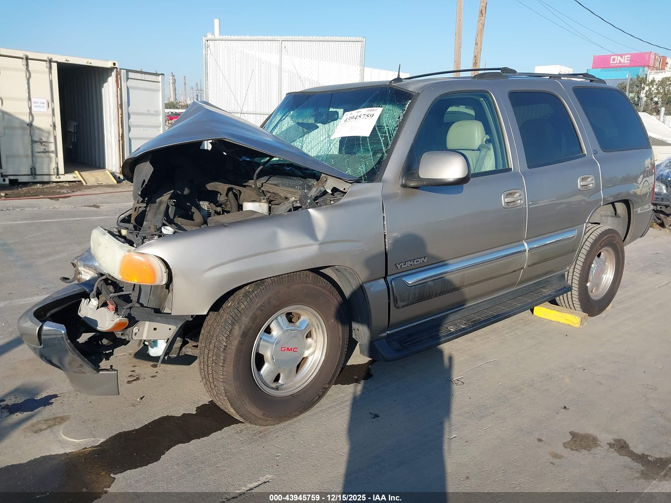 GMC YUKON image 2