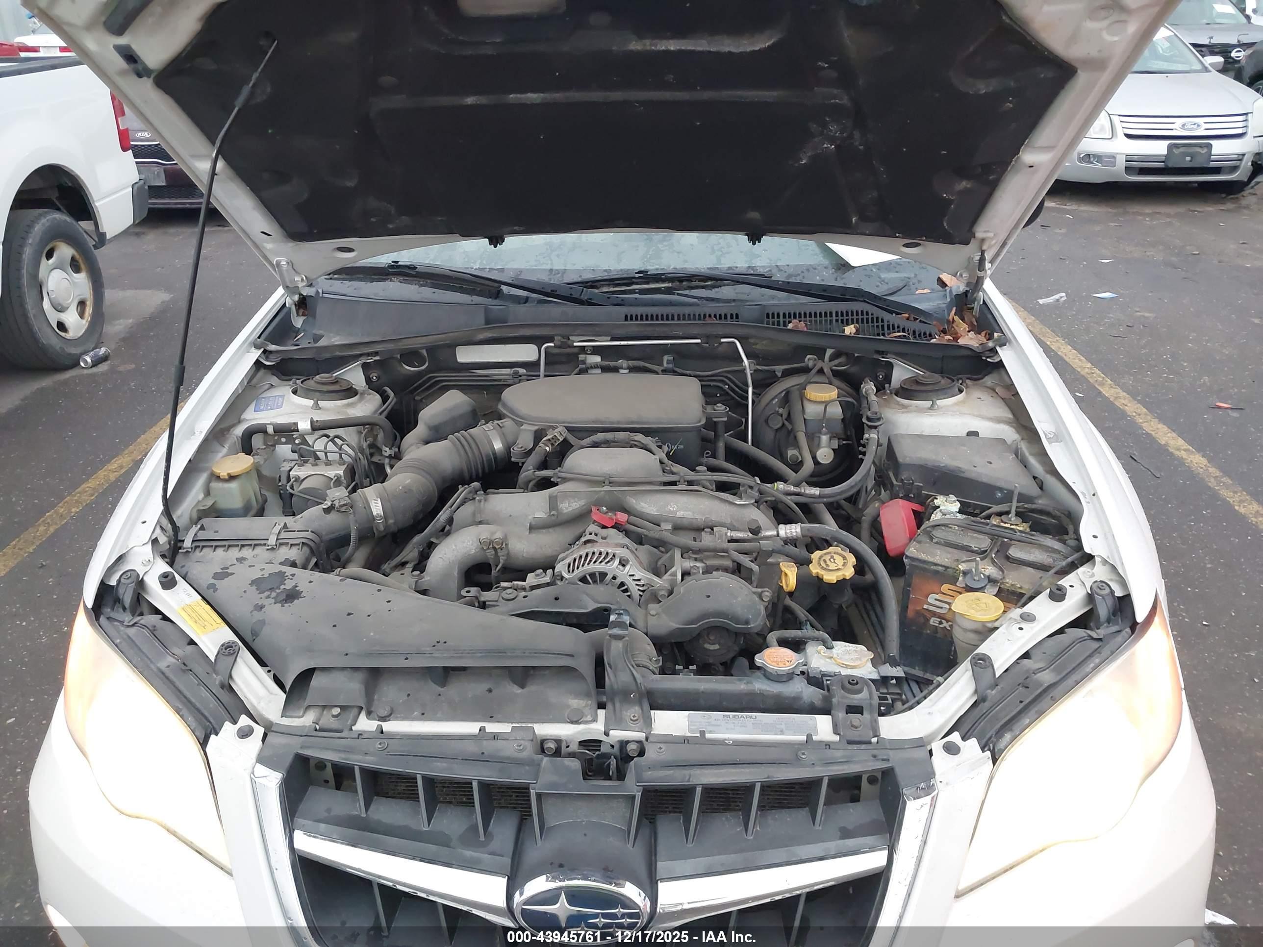 SUBARU OUTBACK image 10