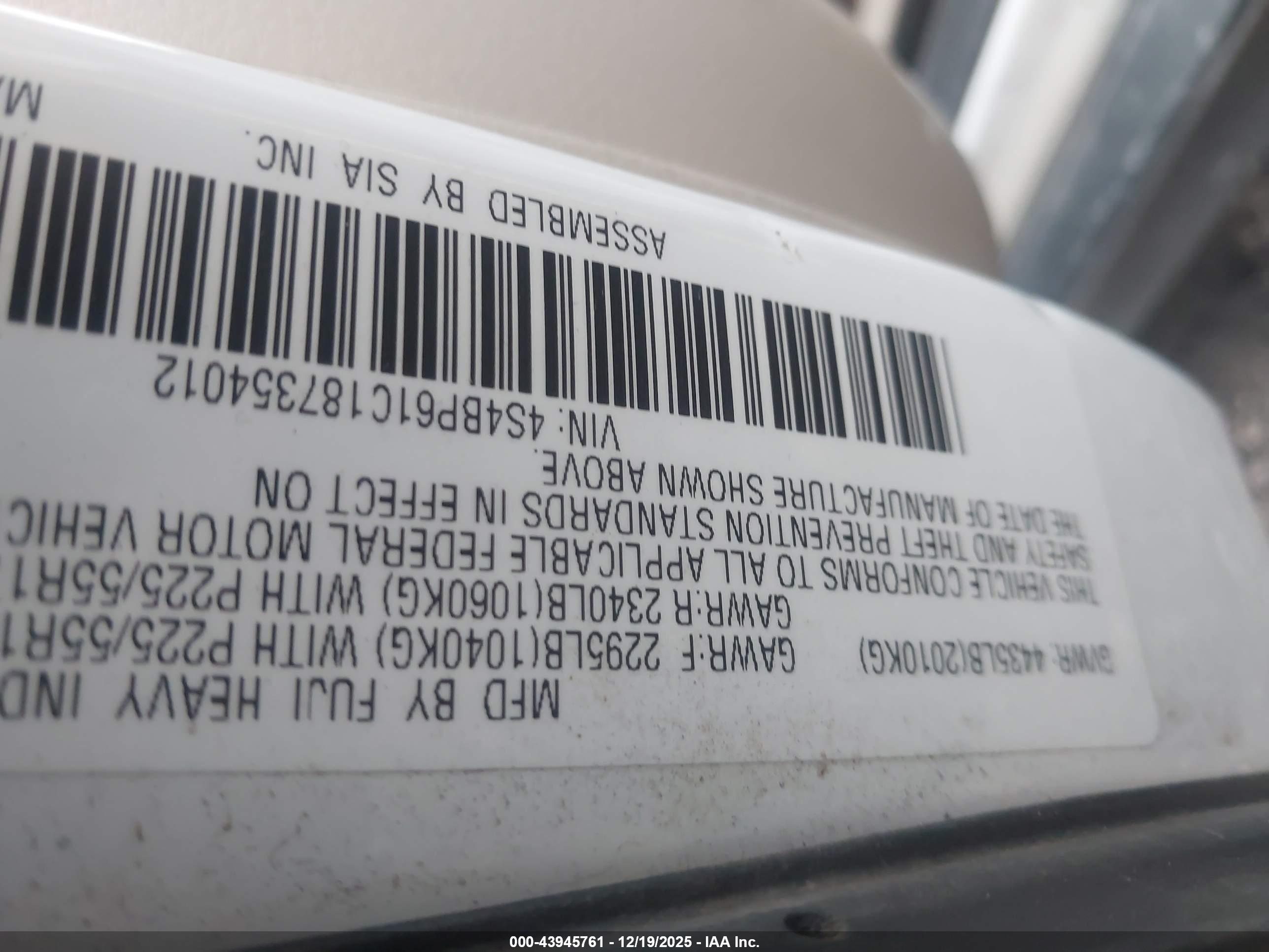 SUBARU OUTBACK image 9