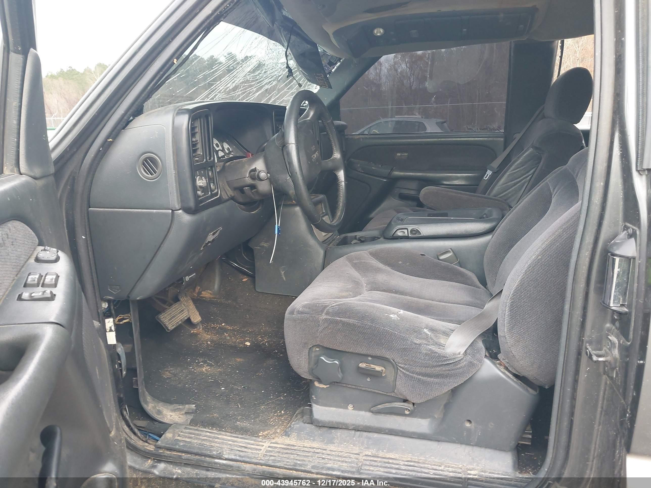 GMC SIERRA image 5