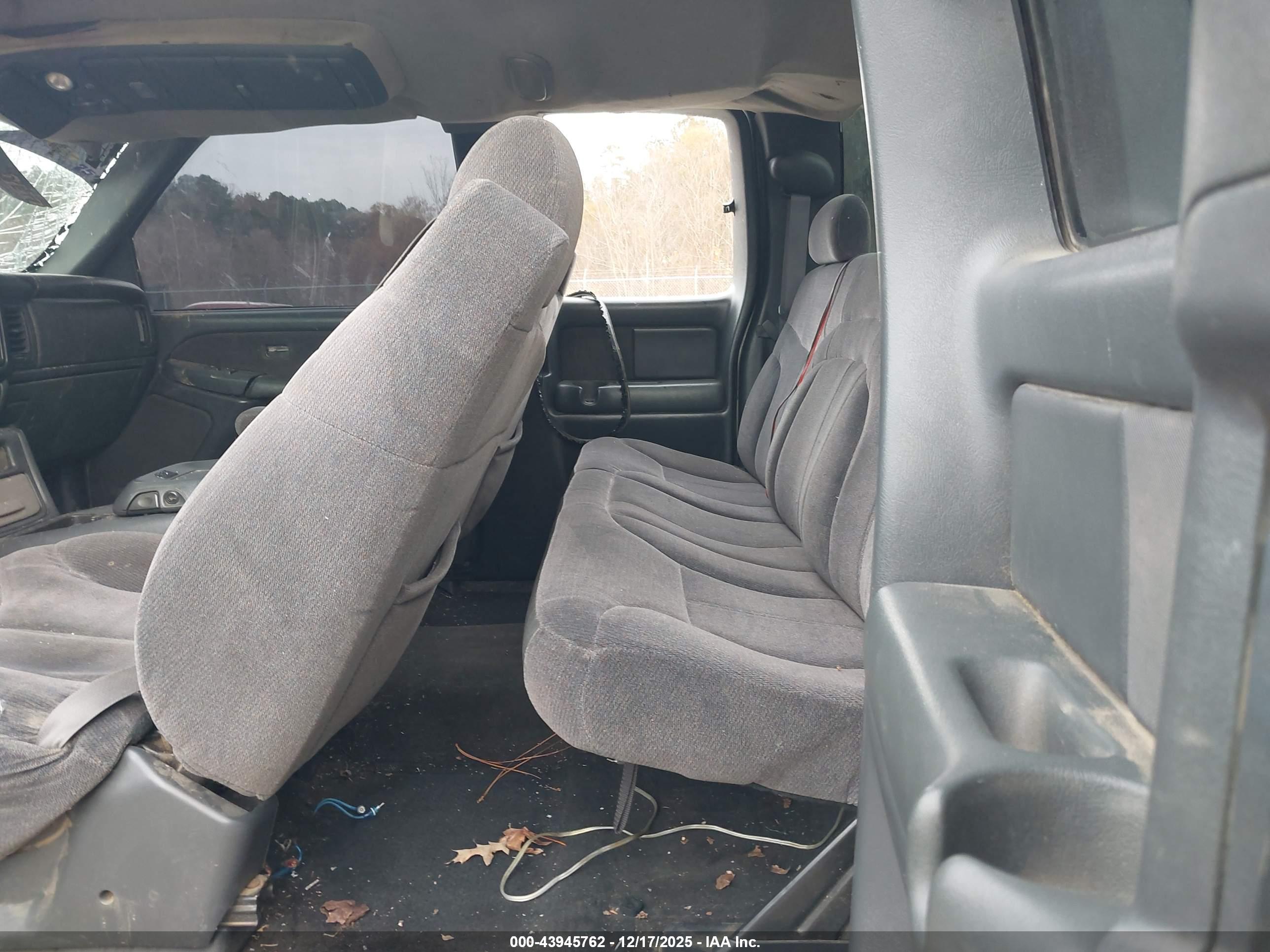 GMC SIERRA image 8
