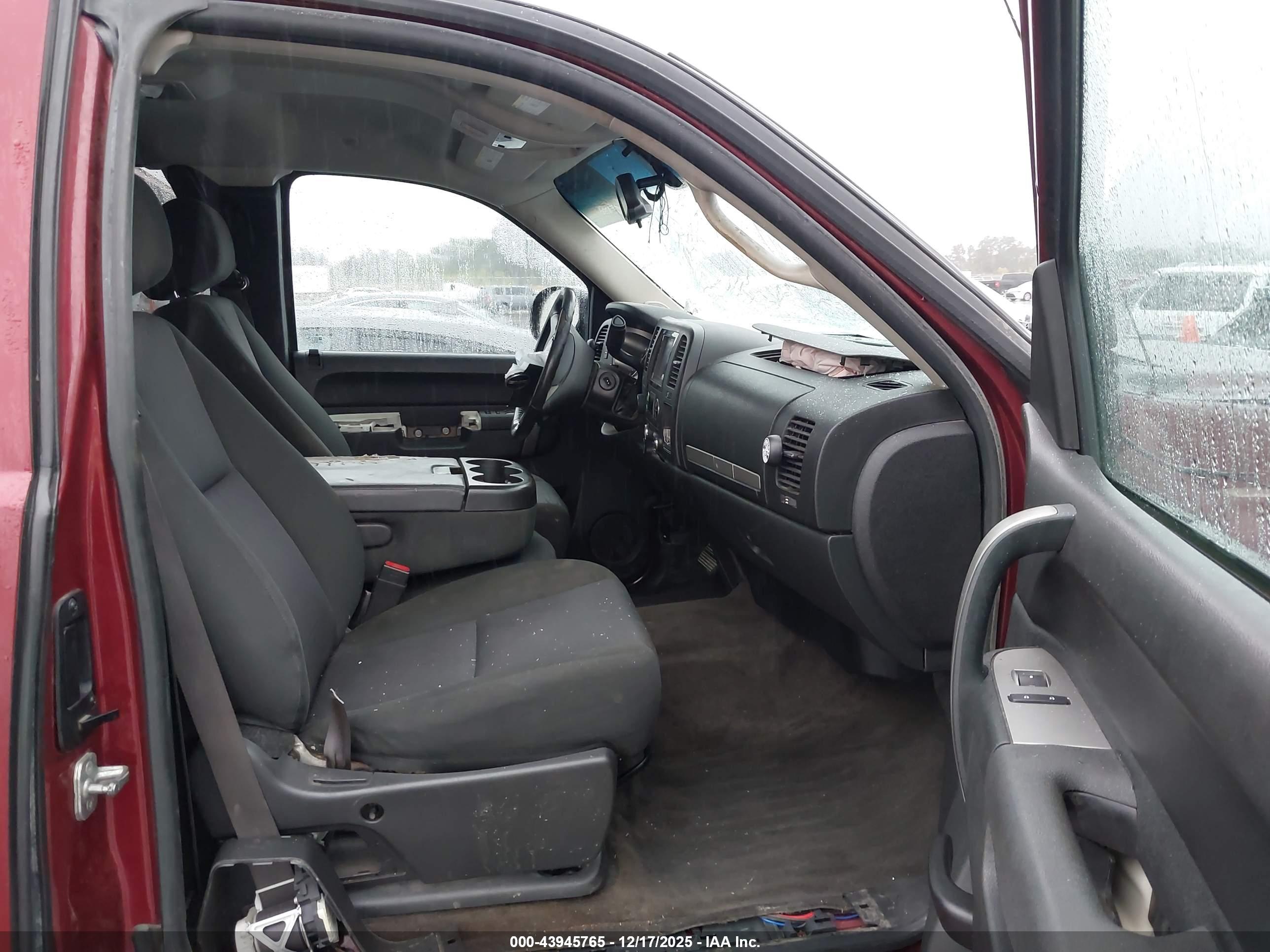 GMC SIERRA image 5