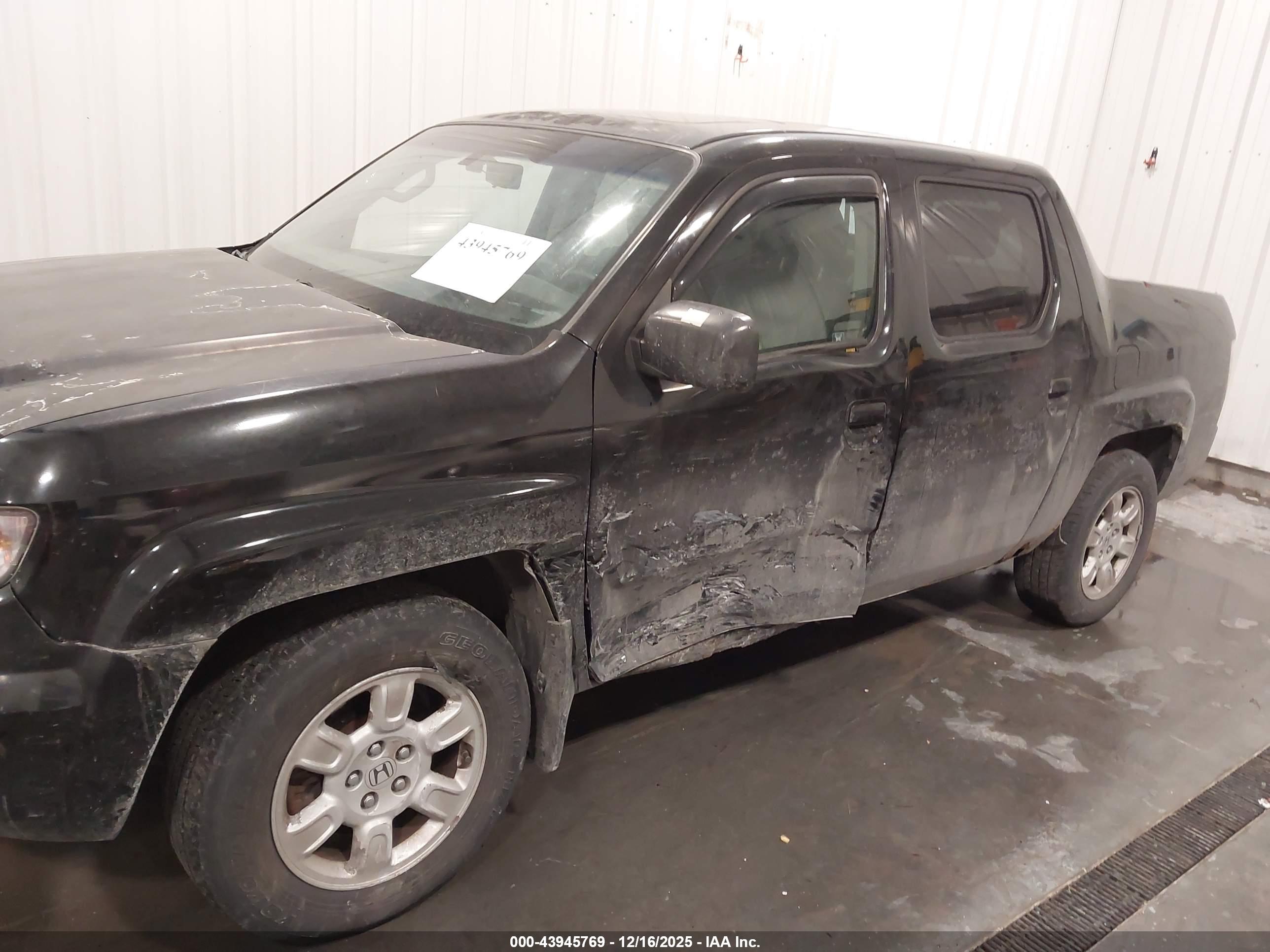 HONDA RIDGELINE image 6