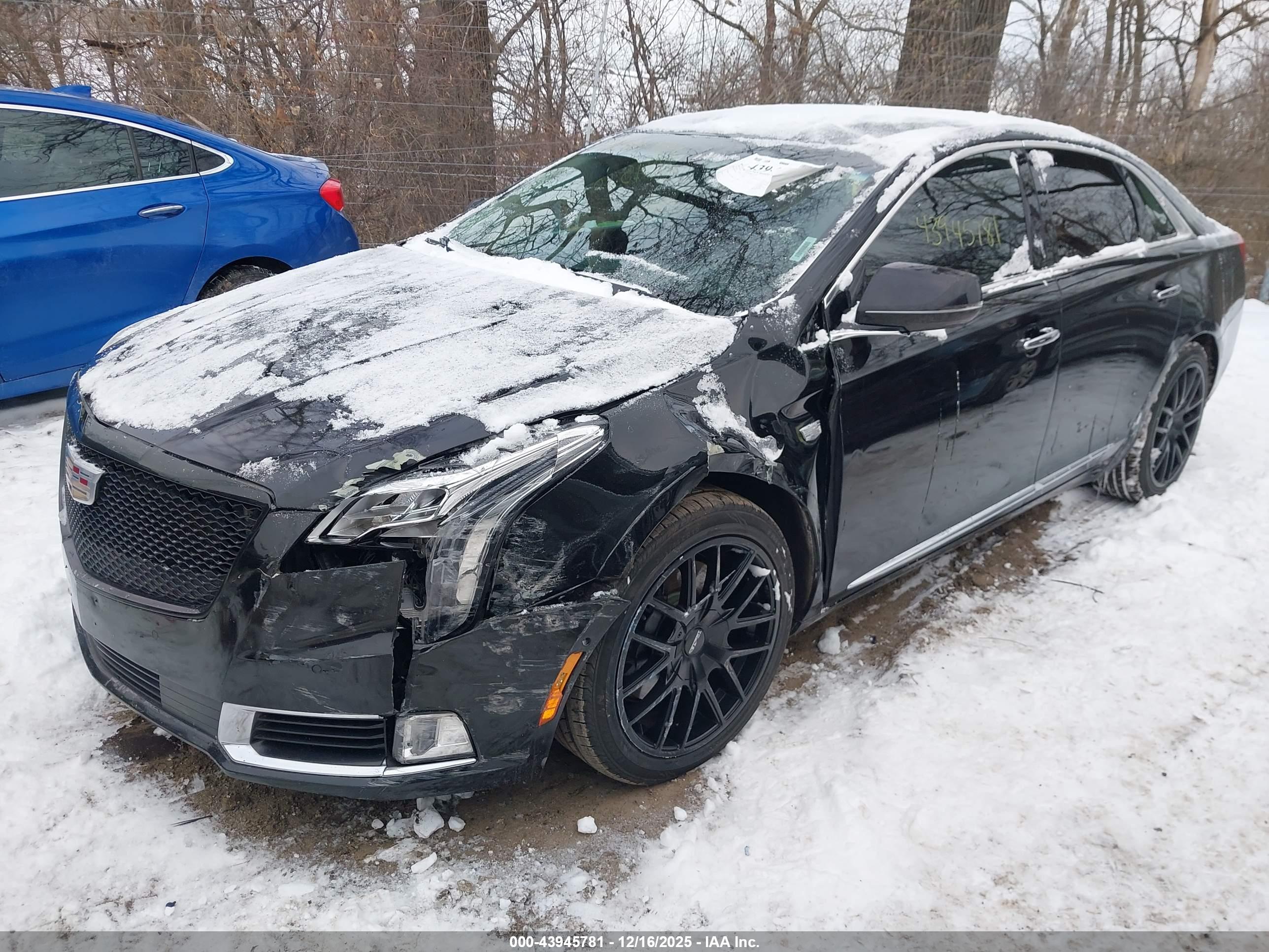 CADILLAC XTS image 6