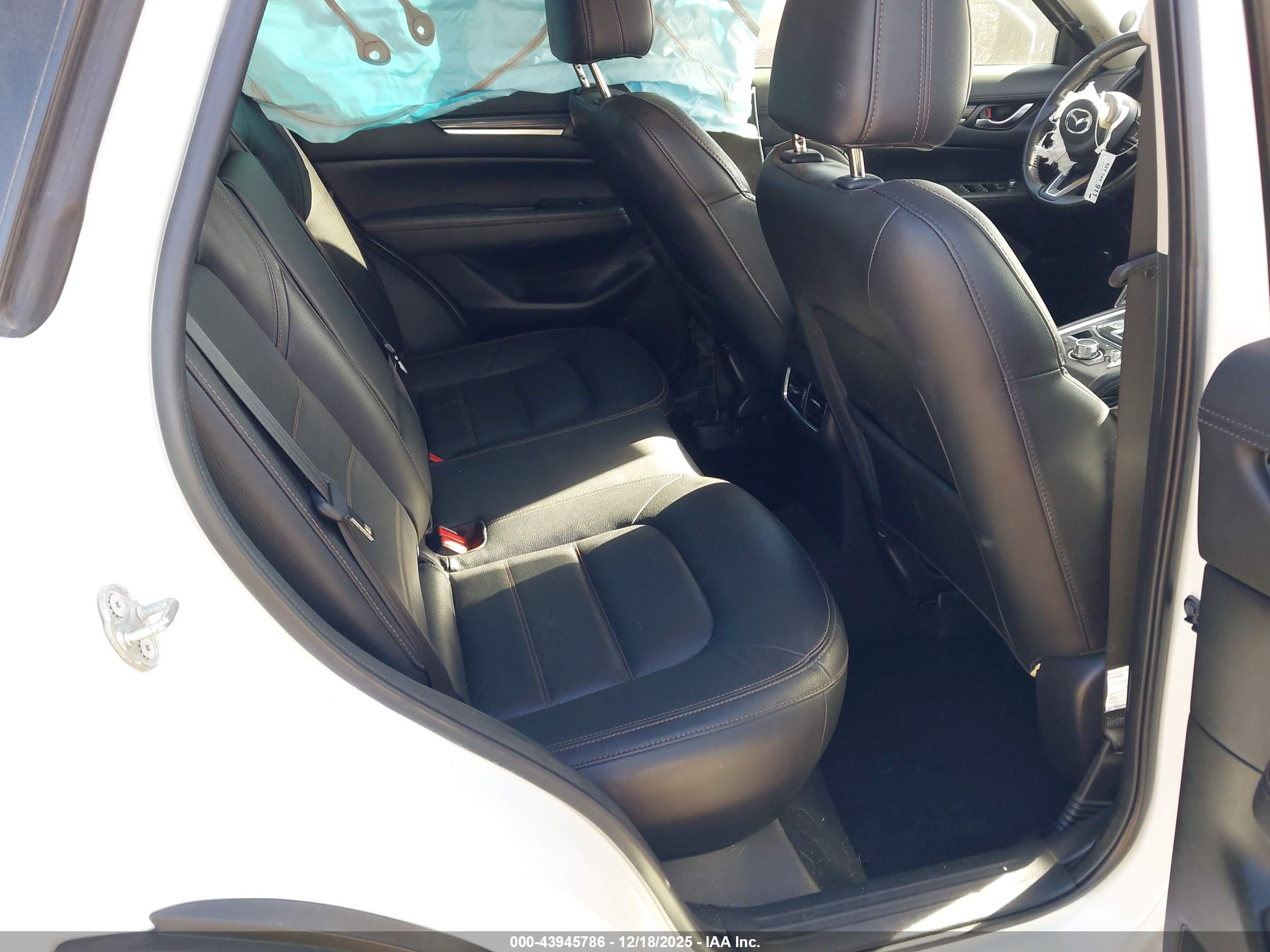 MAZDA CX-5 image 8