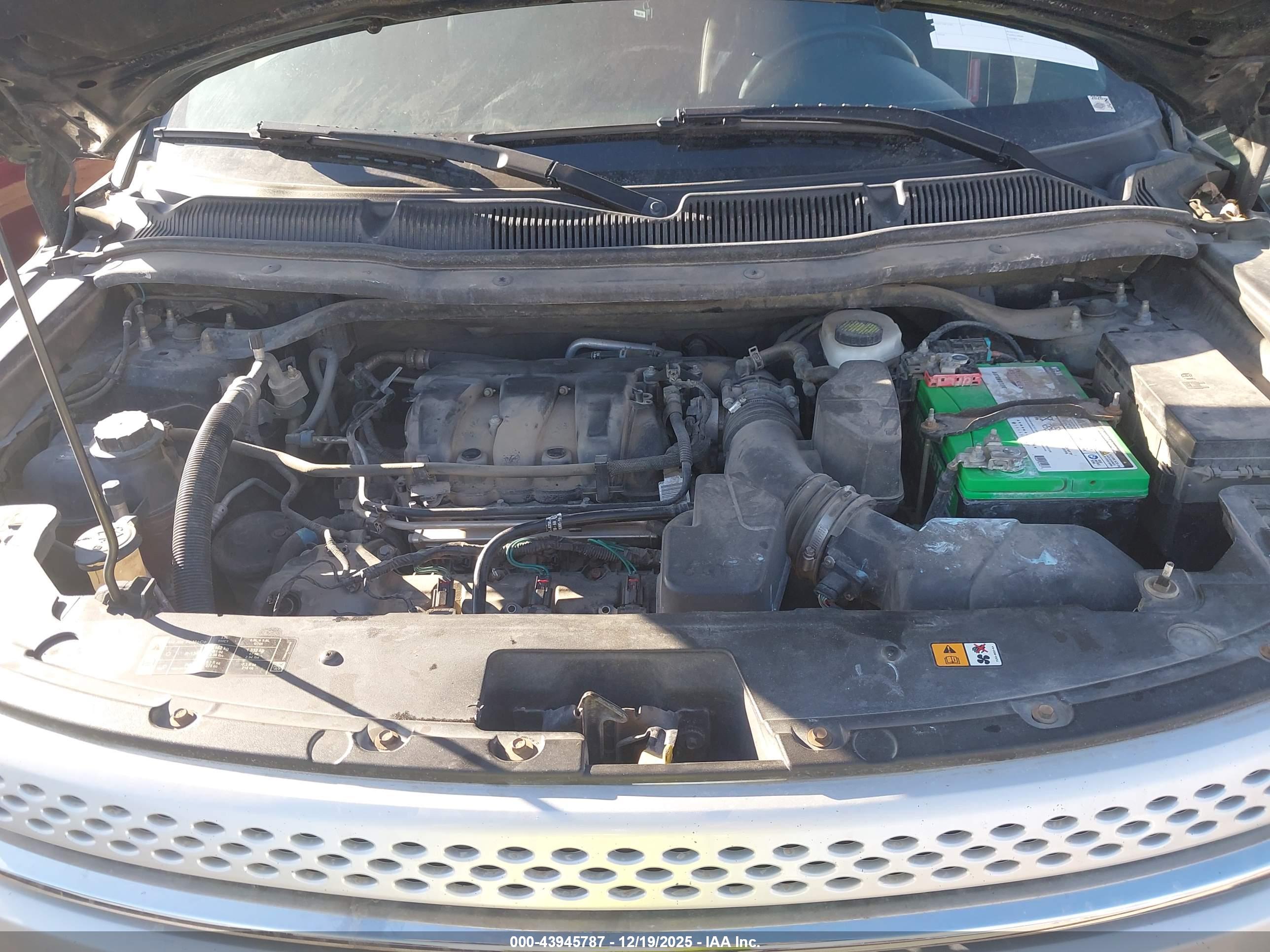FORD EXPLORER image 10